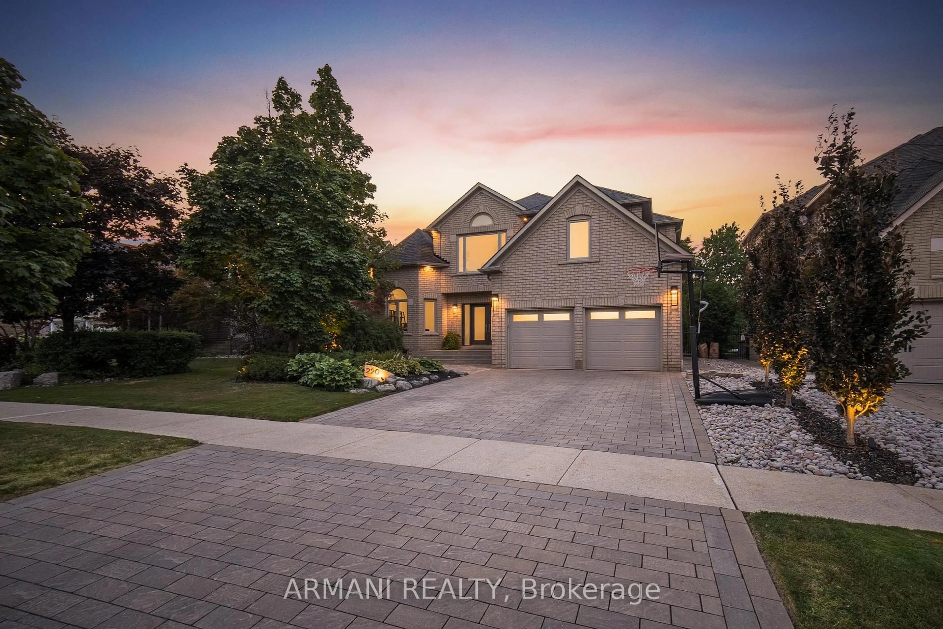 A pic from outside/outdoor area/front of a property/back of a property/a pic from drone, street for 220 Thomson Creek Blvd, Vaughan Ontario L4H 1H1