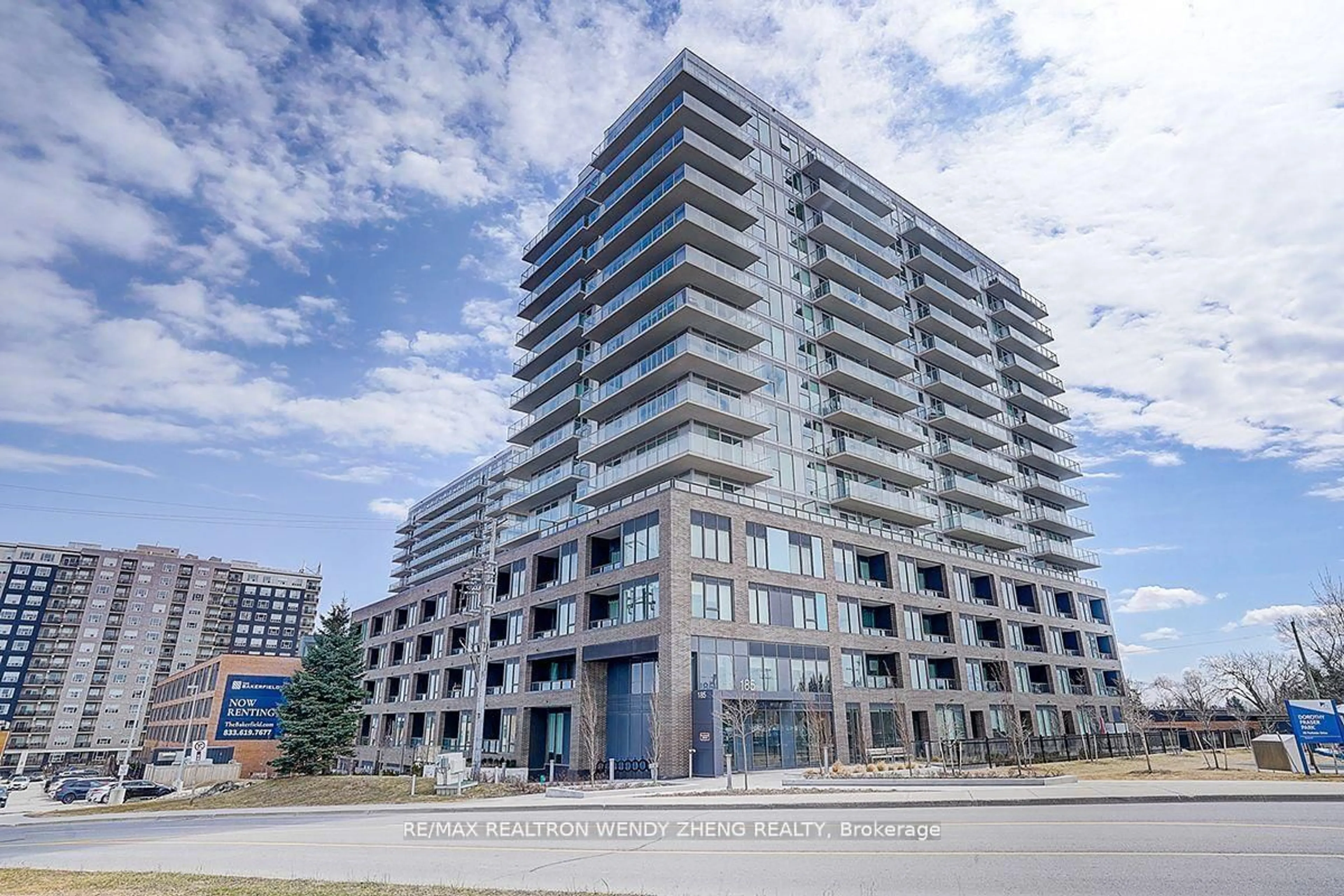 Unknown for 185 Deerfield Rd #1201, Newmarket Ontario L3Y 0G7