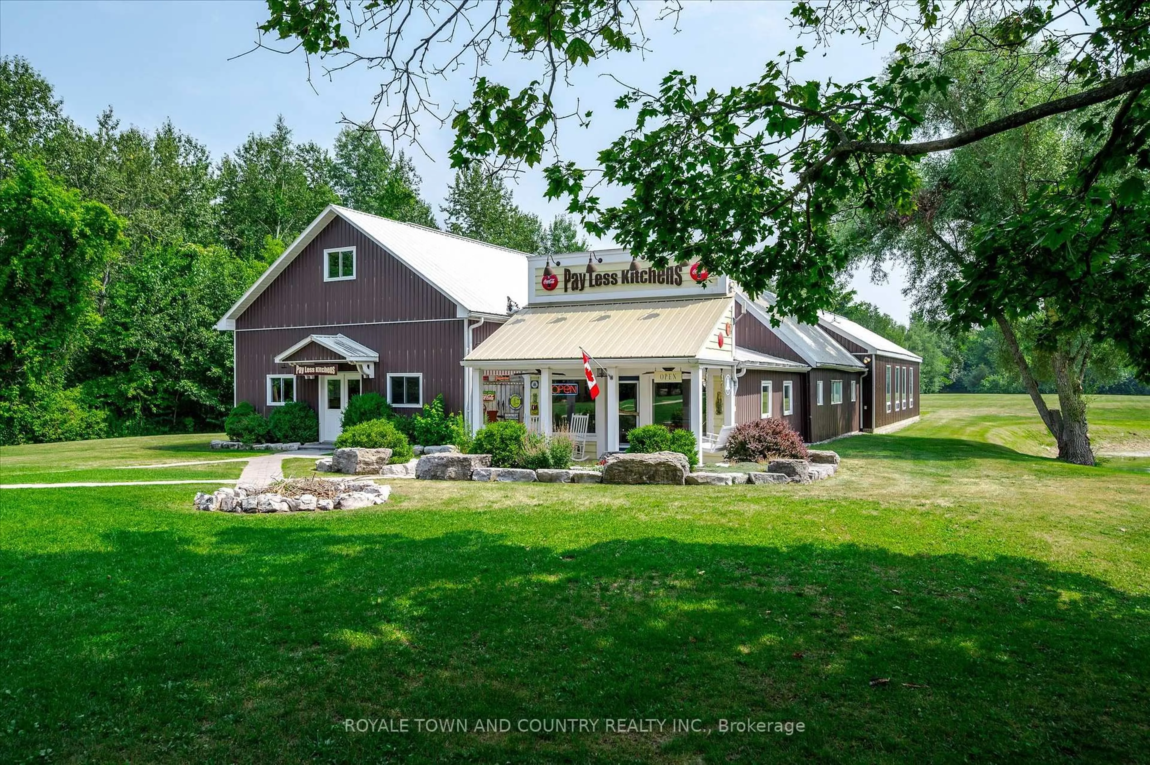 Unknown for 5427 RAVENSHOE Rd, East Gwillimbury Ontario L0E 1R0