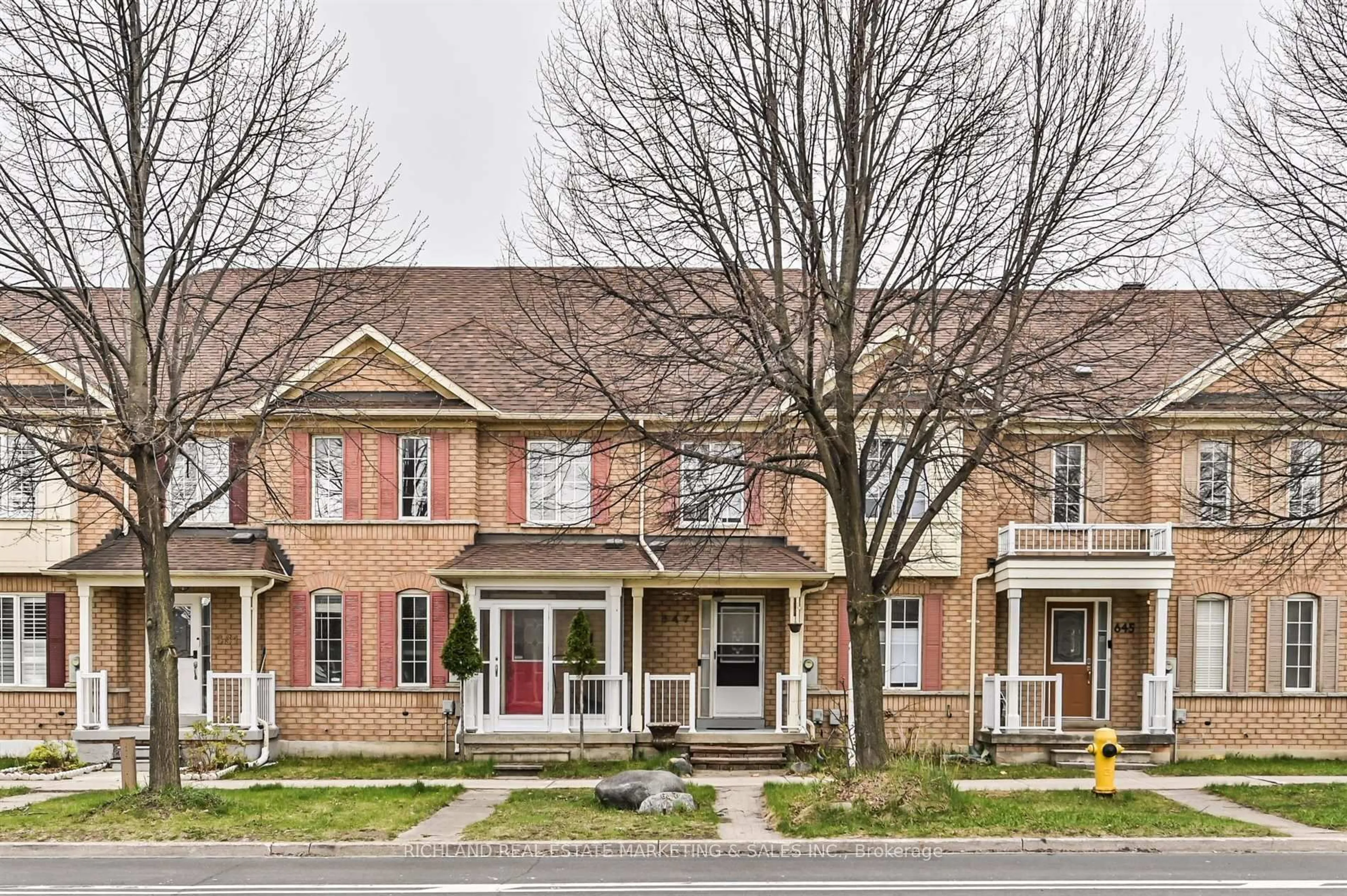 Home with brick exterior material, street for 647 South Unionville Ave, Markham Ontario L3R 4W6