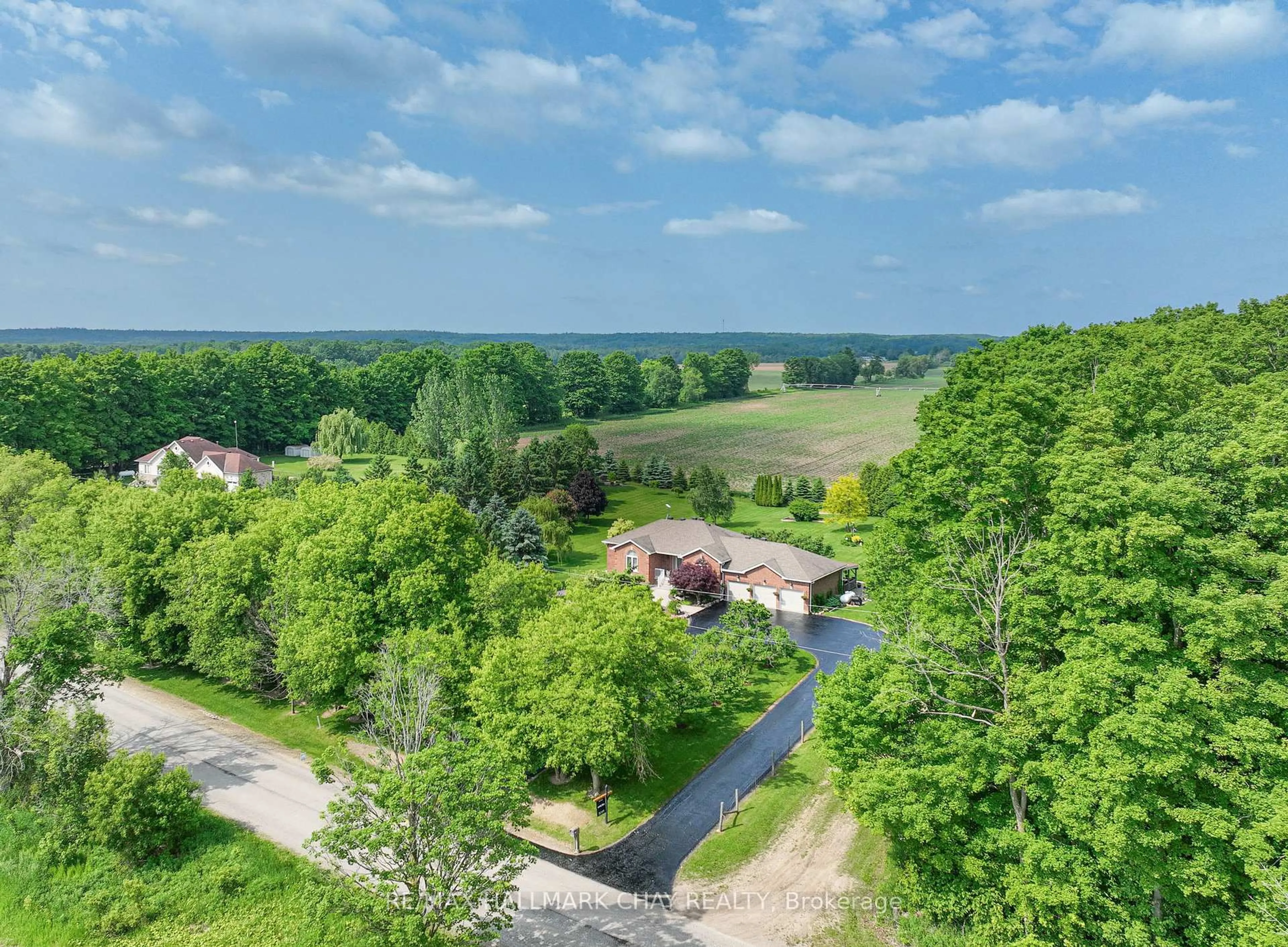 A pic from outside/outdoor area/front of a property/back of a property/a pic from drone, forest/trees view for 7558 Concession Road 2 Rd, Adjala-Tosorontio Ontario L0M 1M0
