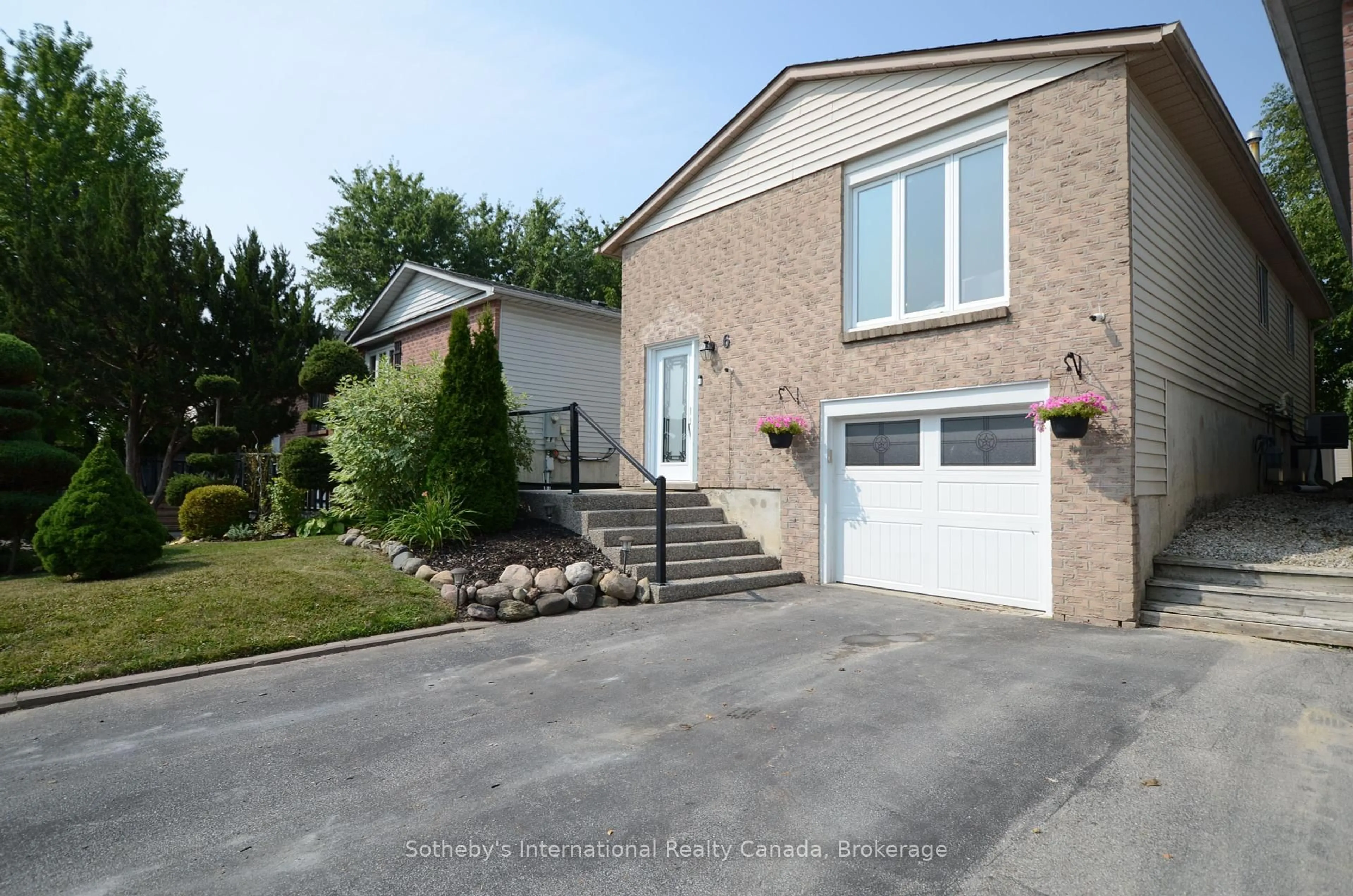 Unknown for 6 Longview Dr, Bradford West Gwillimbury Ontario L3Z 2H1