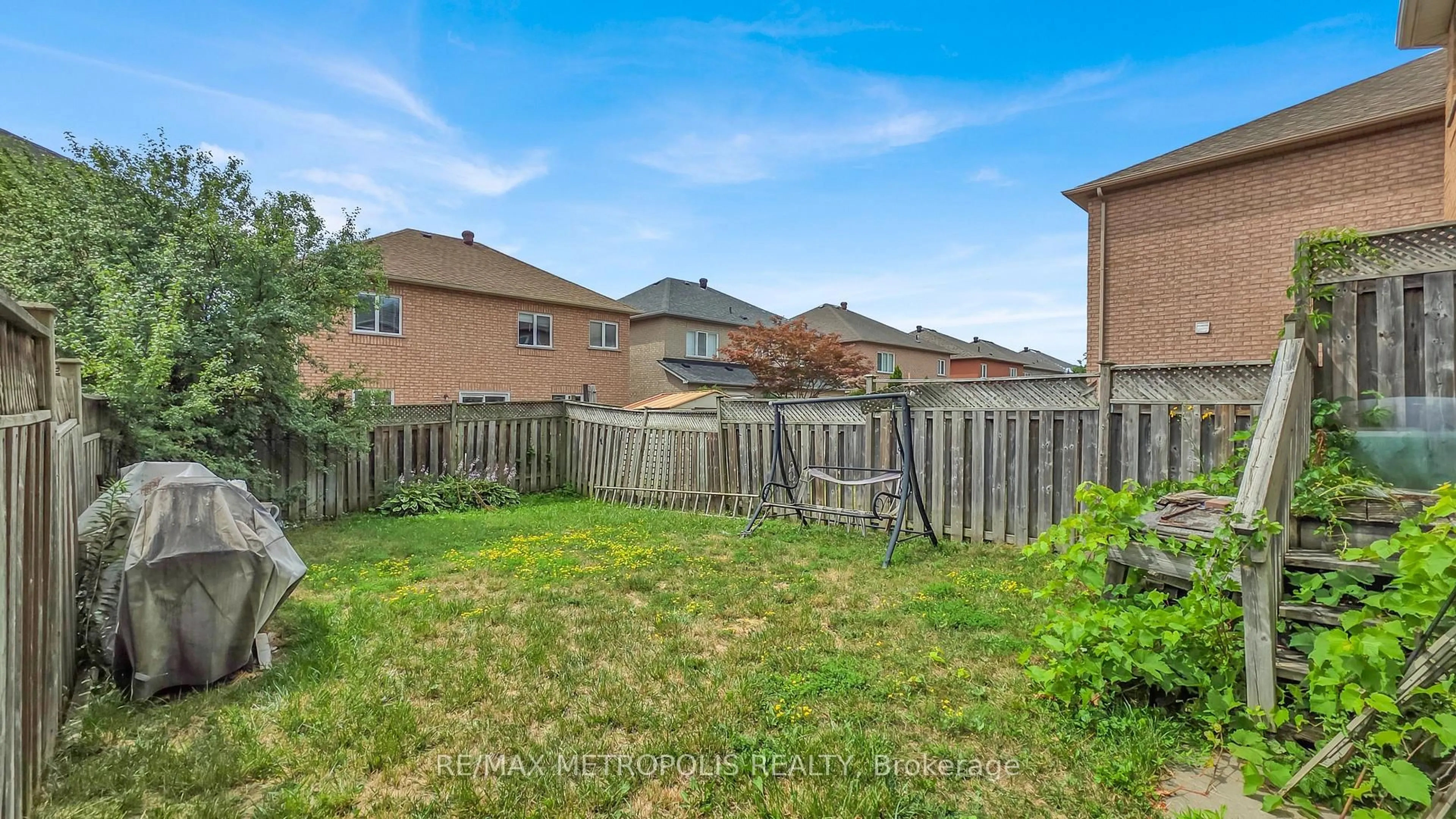 Patio, unknown for 15 Royal Appian Cres, Vaughan Ontario L4K 5K9