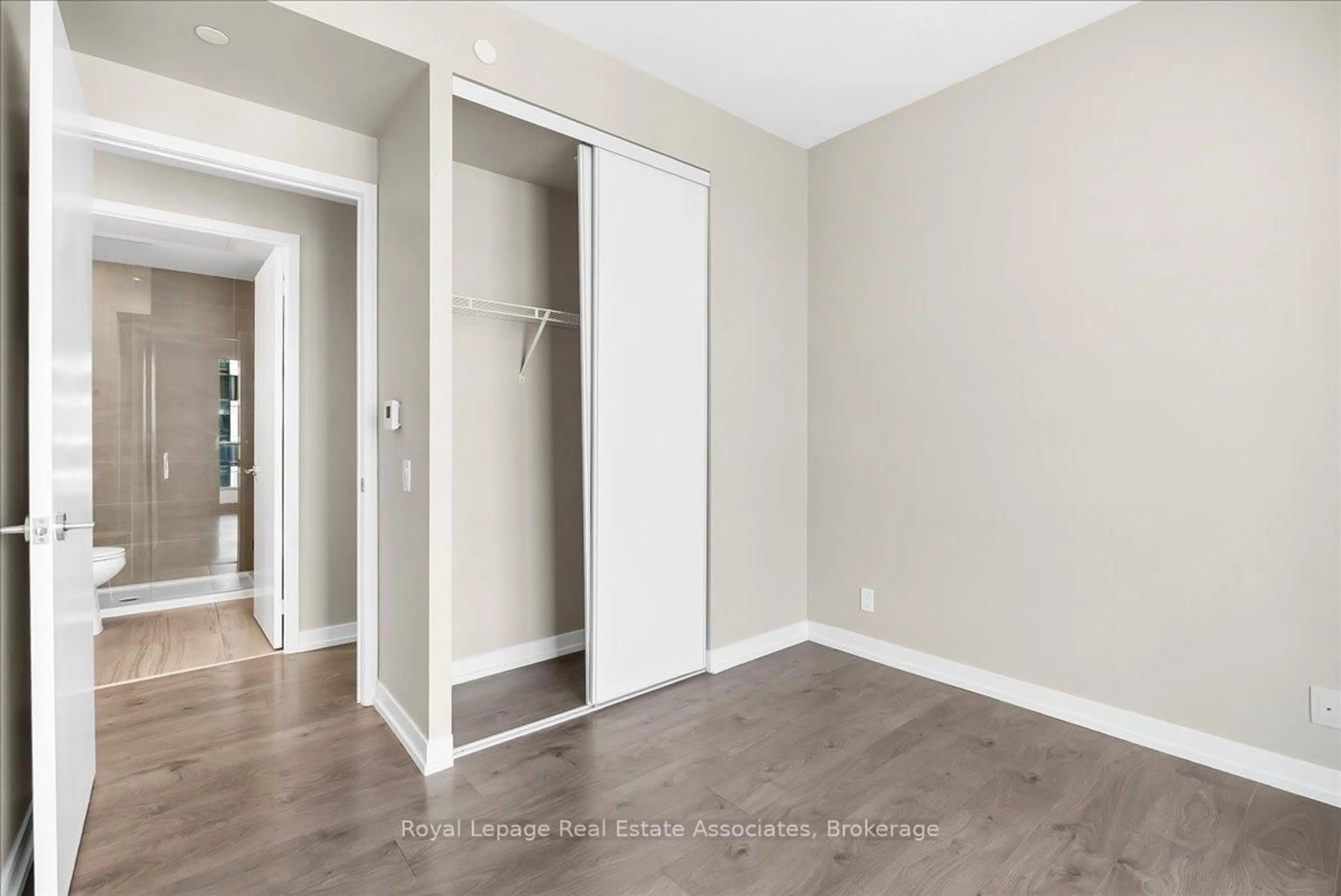 A pic of a room for 950 Portage Pkwy #6112, Vaughan Ontario L4K 0J6