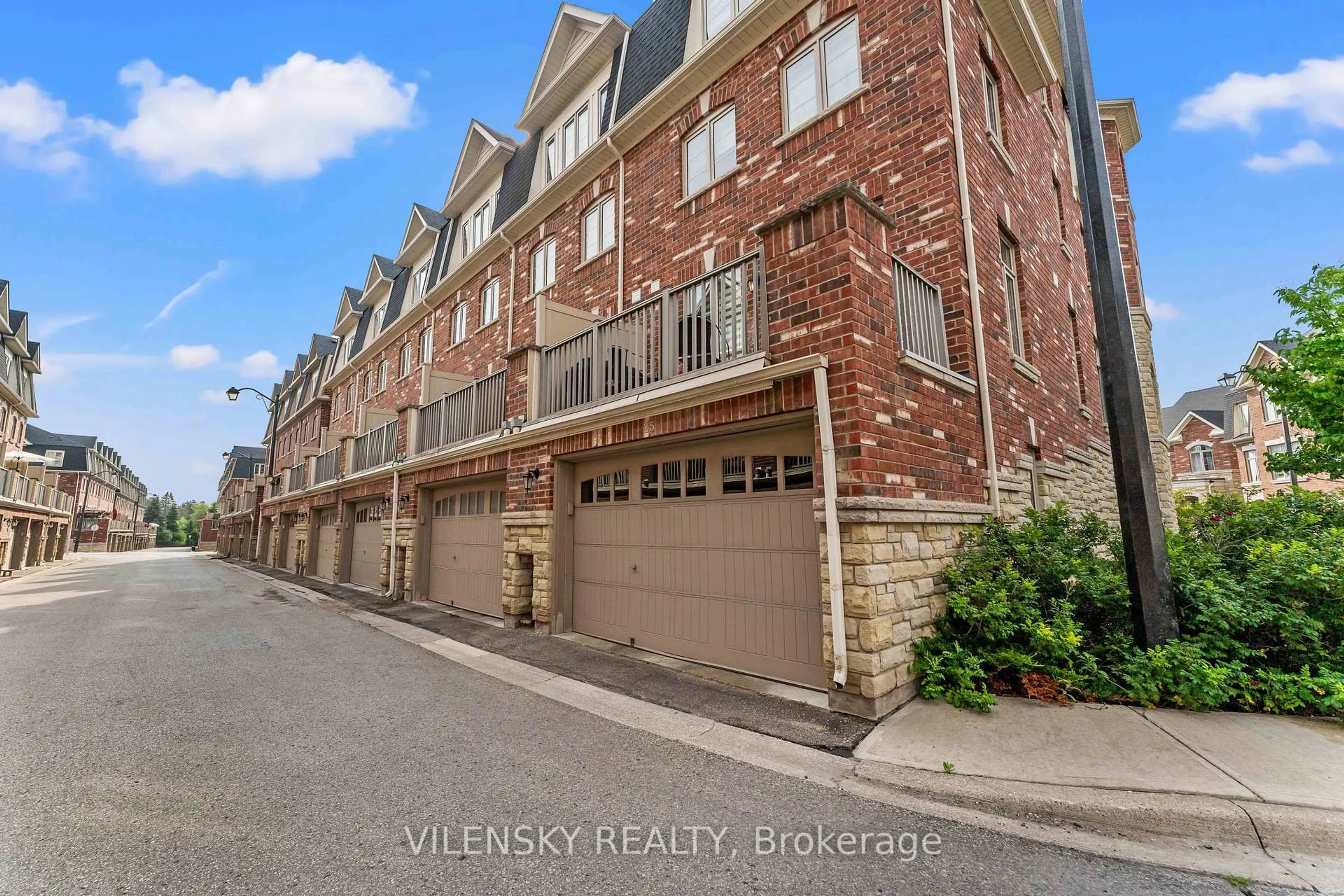 Unknown for 1331 Major Mackenzie Dr #25, Vaughan Ontario L6A 3Z1