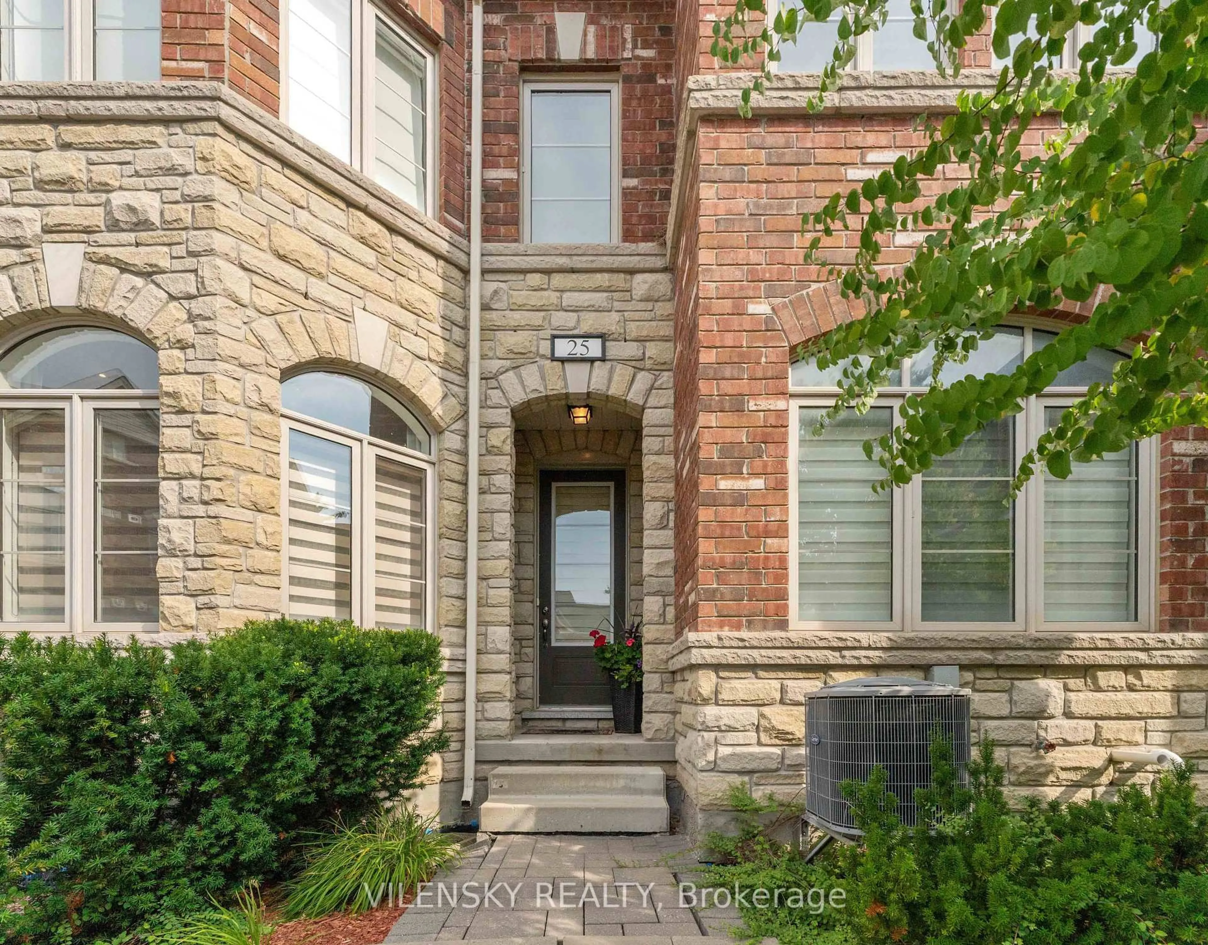 Home with brick exterior material, street for 1331 Major Mackenzie Dr #25, Vaughan Ontario L6A 3Z1