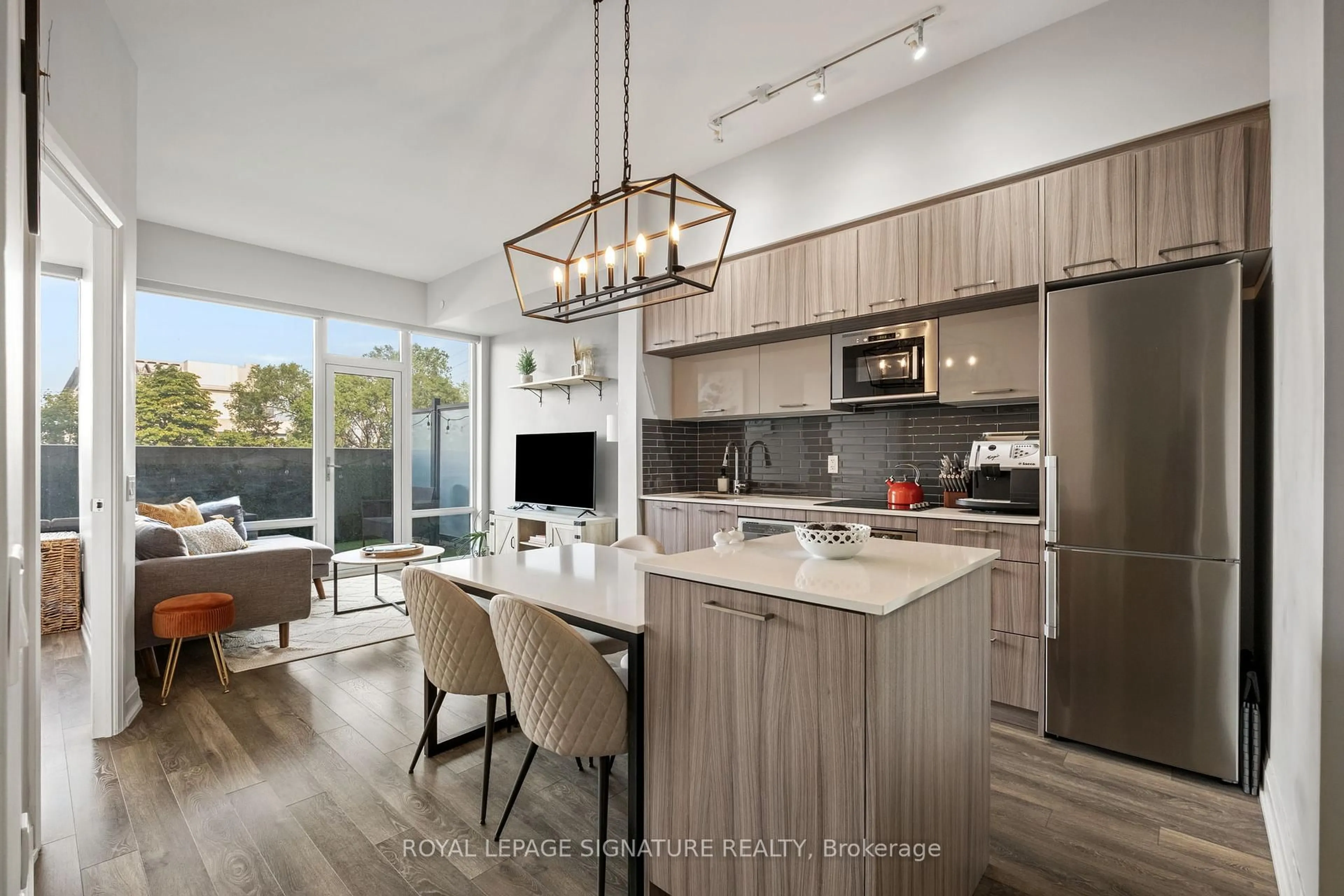 Open concept kitchen, unknown for 4800 Highway 7 #316, Vaughan Ontario L4L 1H8