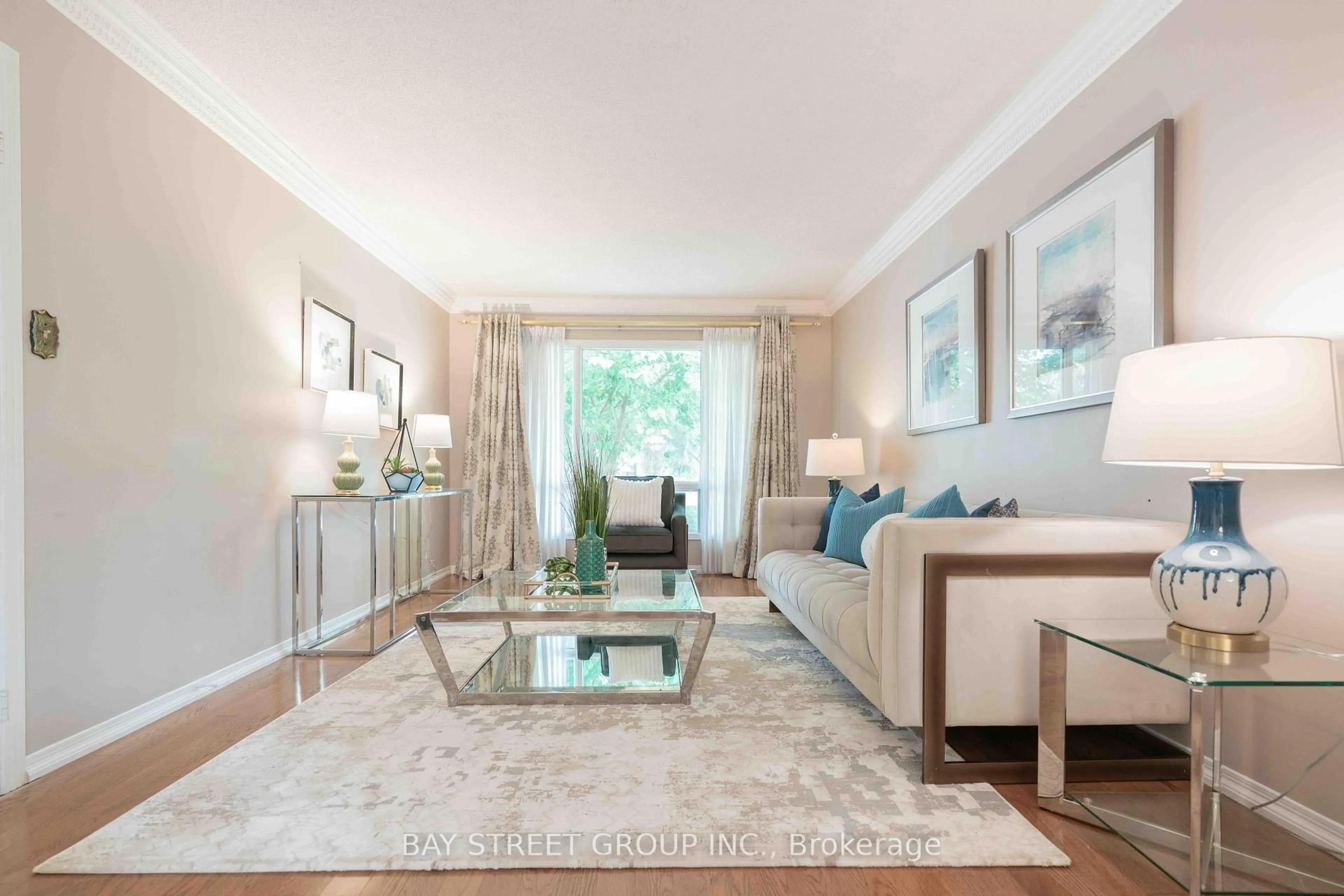 Living room with furniture, unknown for 20 Tailor St, Markham Ontario L3P 6M8