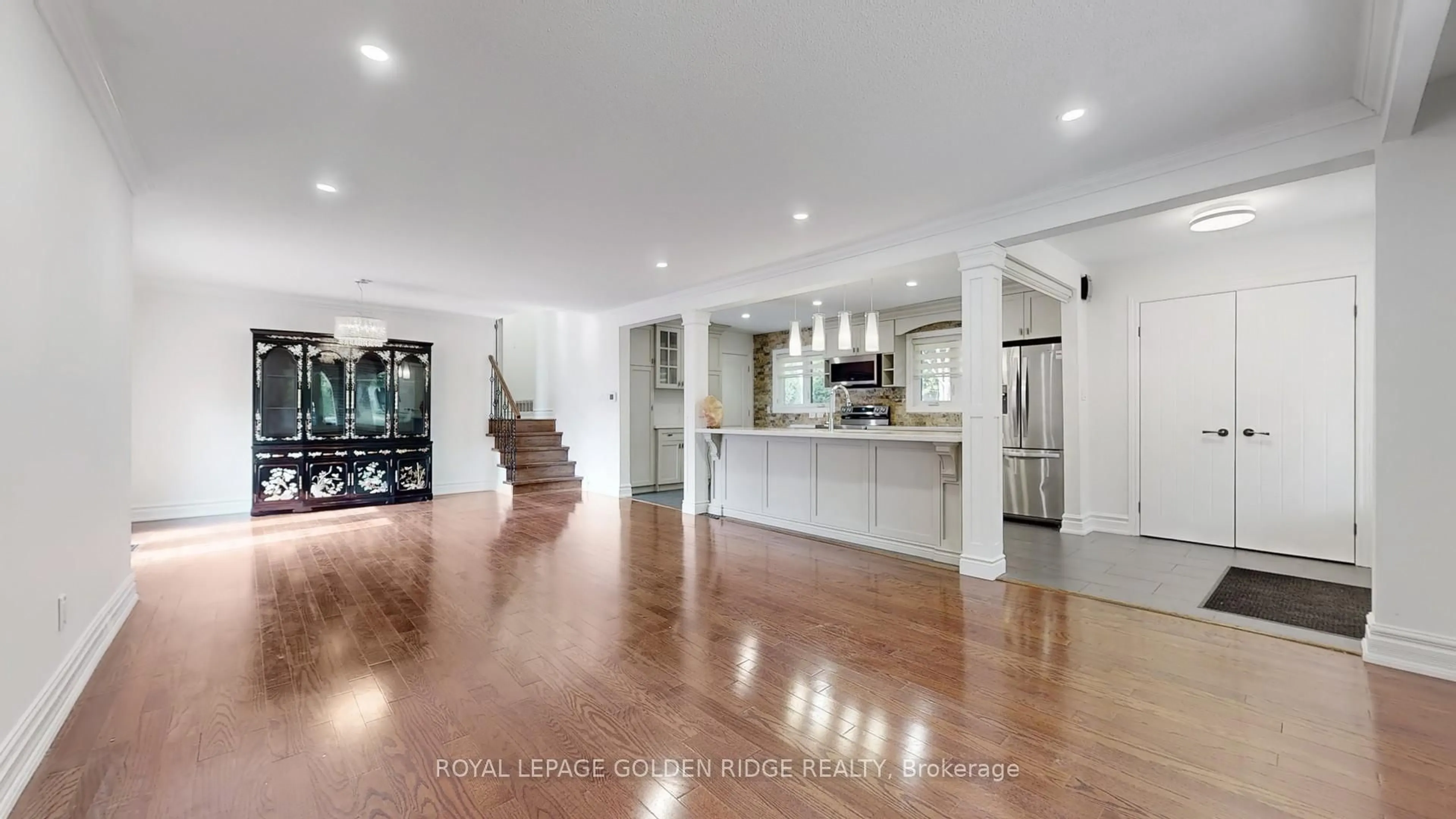 Open concept kitchen, unknown for 42 Castle Harbour Lane, Markham Ontario L3T 3A2