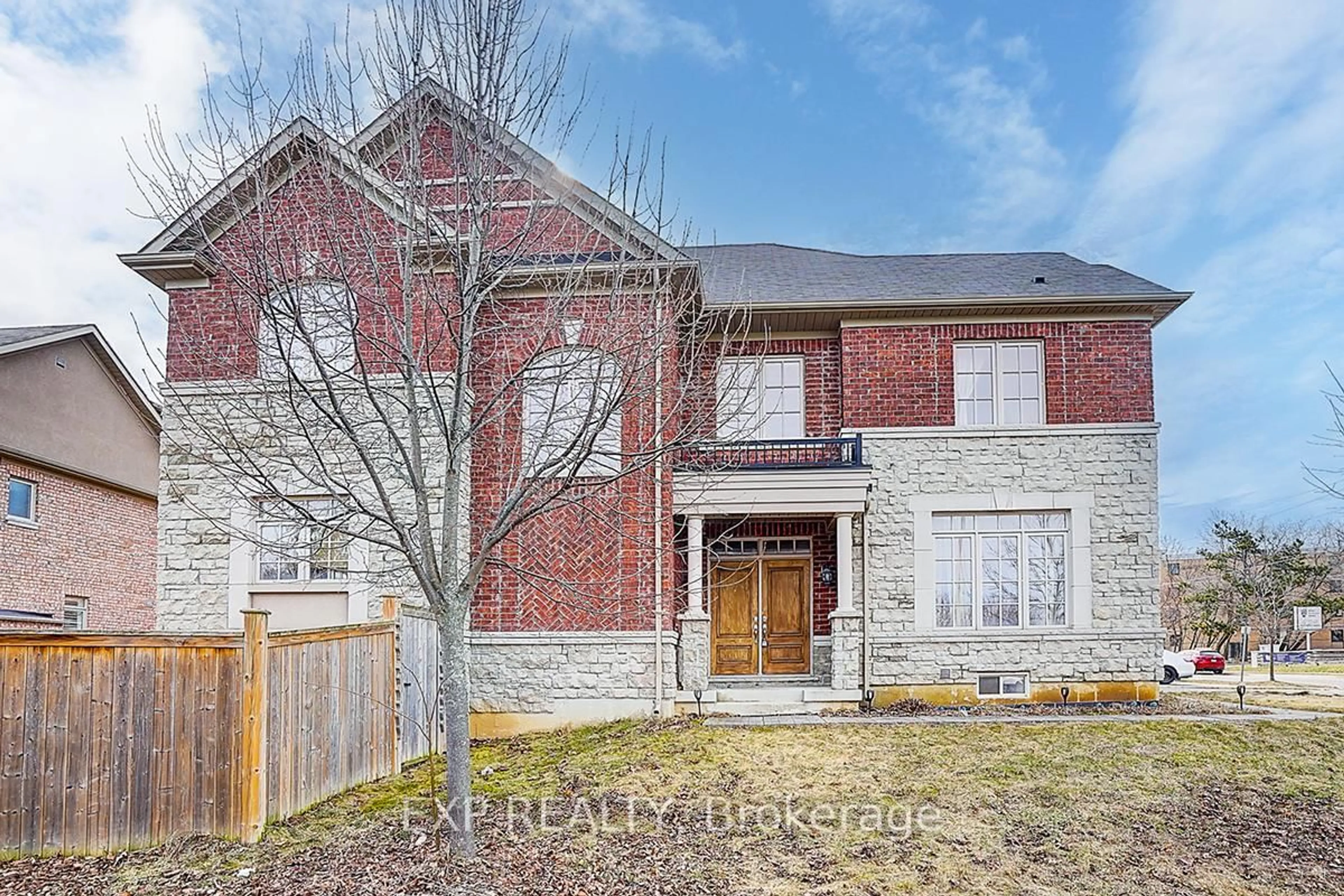 Home with brick exterior material, street for 116 Dunlop St, Richmond Hill Ontario L4C 0X1
