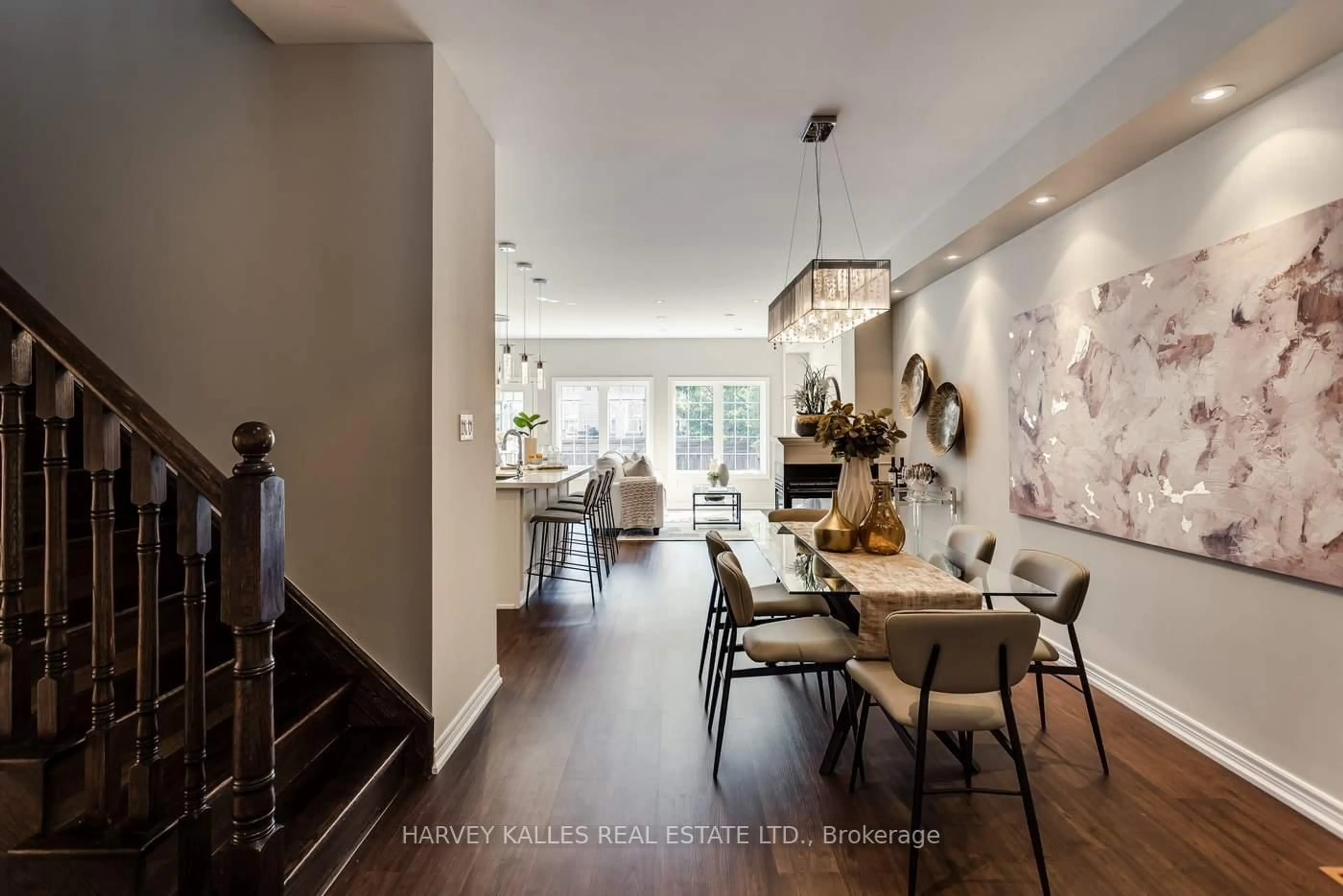 Unknown for 31 Lindvest Cres, Vaughan Ontario L6A 4N2