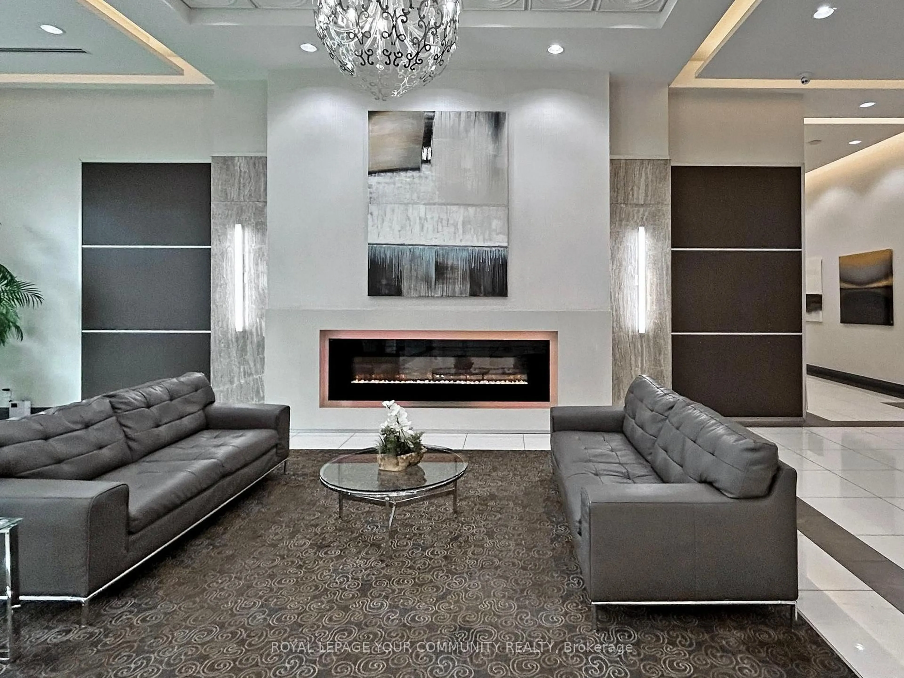 Living room with furniture, unknown for 7161 Yonge St #522, Markham Ontario L3T 0C8