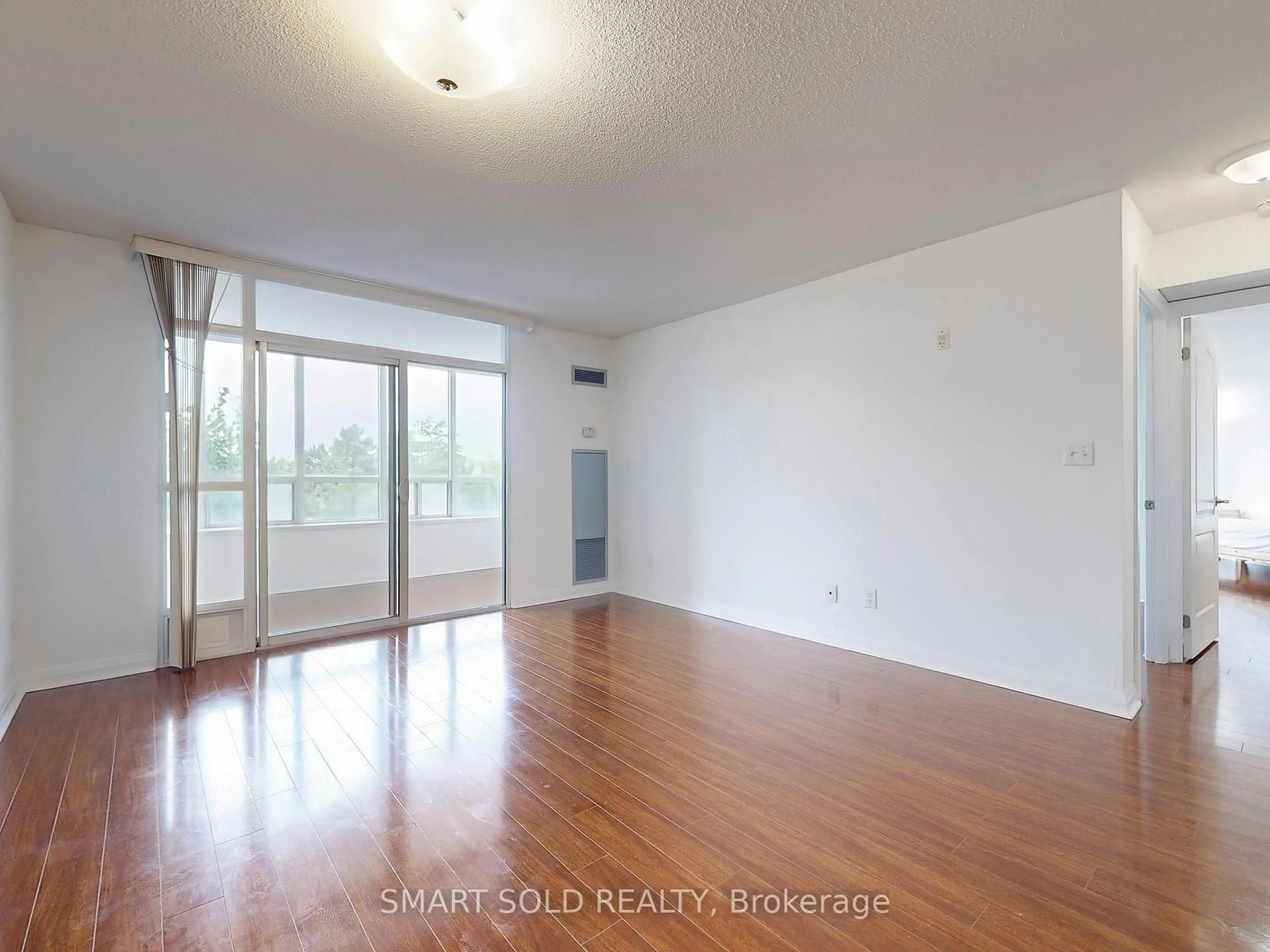 A pic of a room for 7363 Kennedy Rd #315, Markham Ontario L3R 1G8