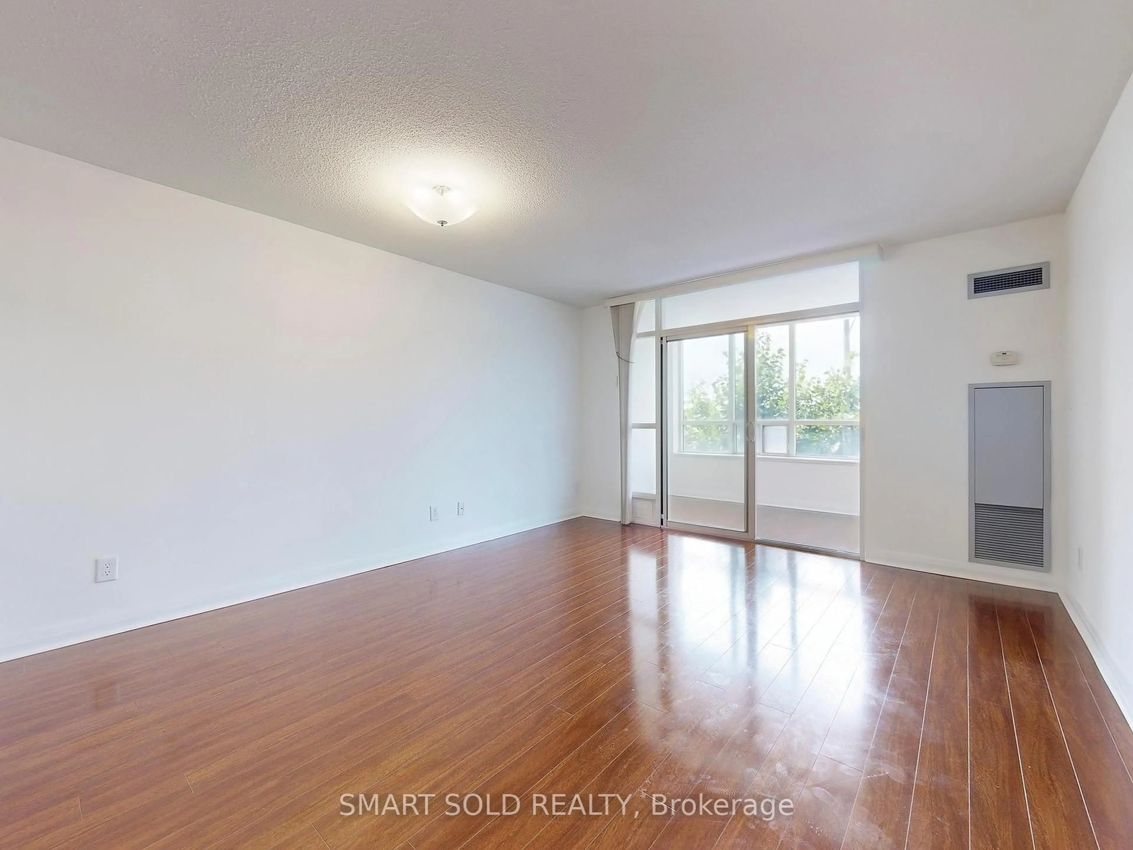 A pic of a room for 7363 Kennedy Rd #315, Markham Ontario L3R 1G8