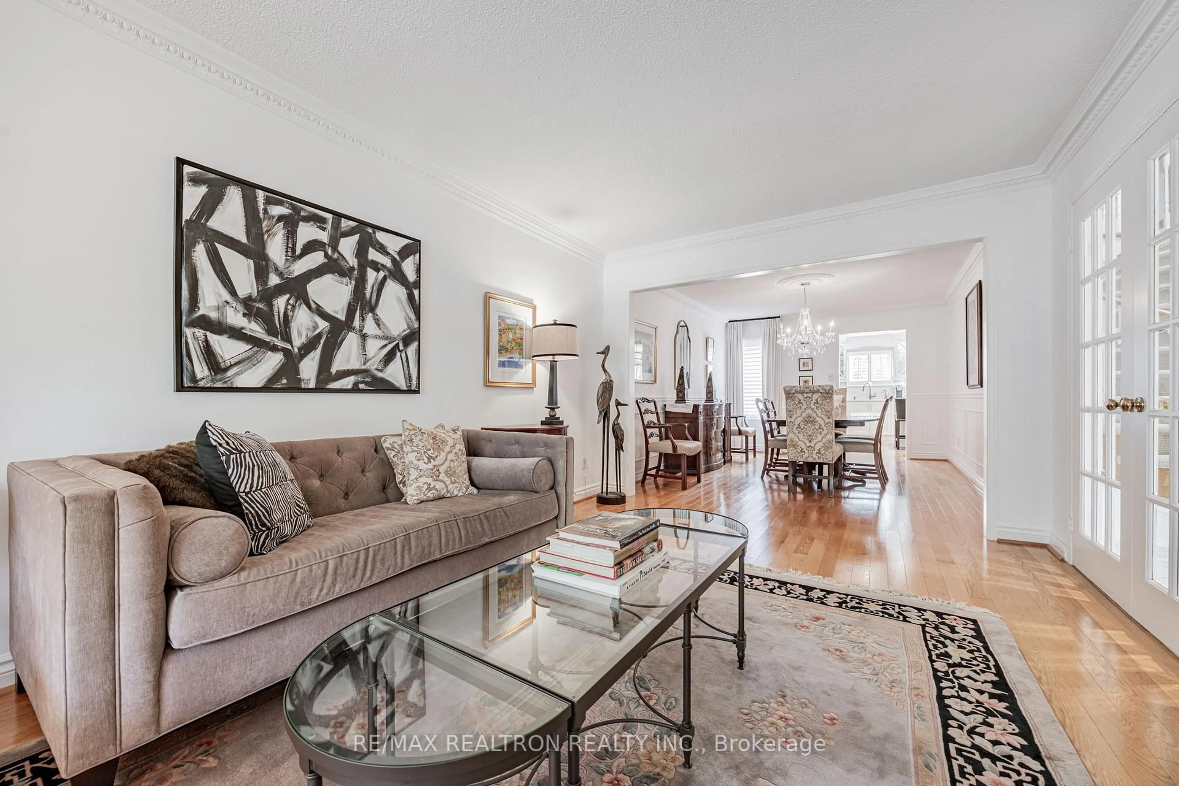 Living room with furniture, unknown for 49 Janesville Rd, Vaughan Ontario L4J 6Z9