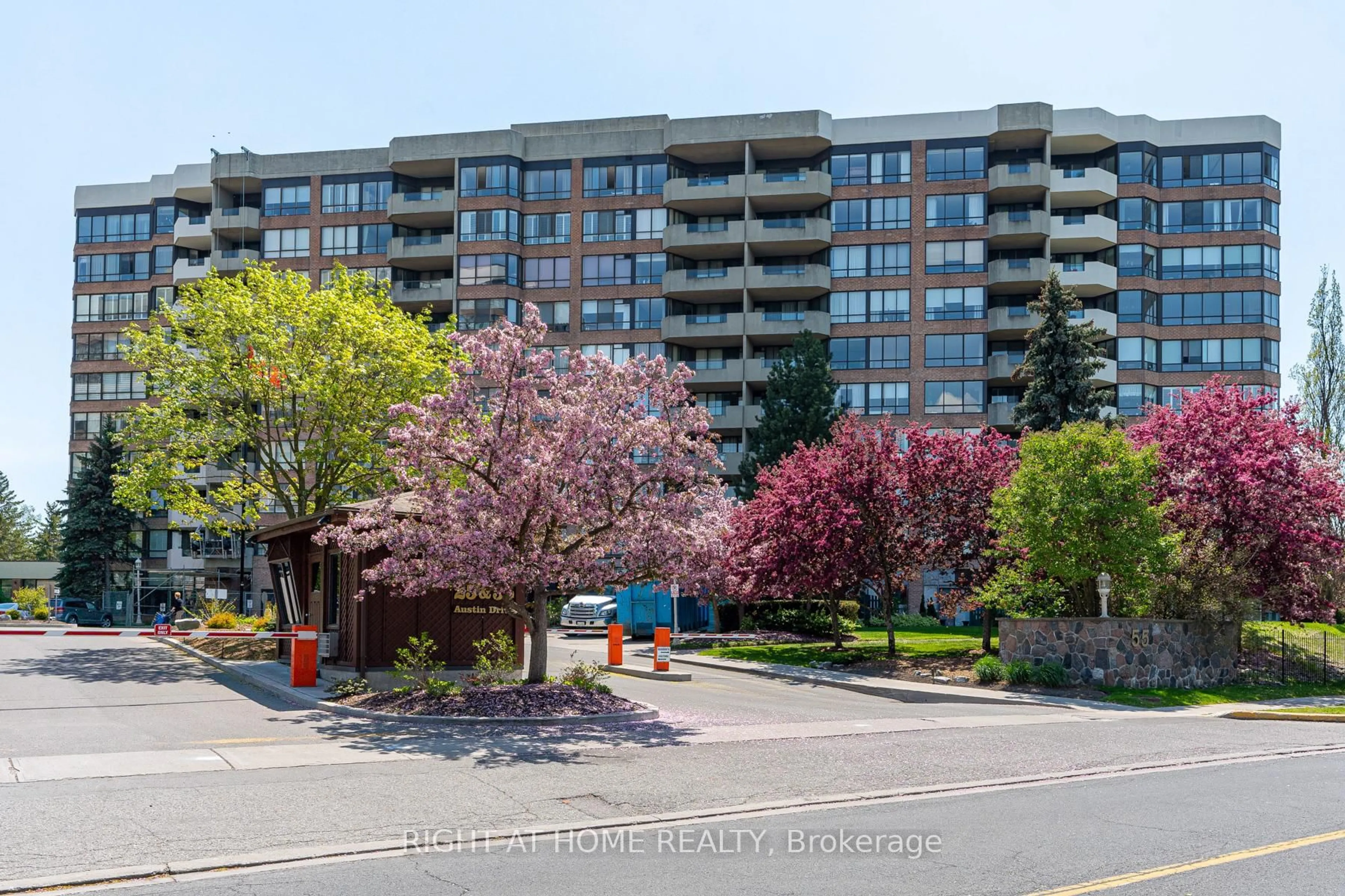 Unknown for 55 Austin Dr #605, Markham Ontario L3R 8H5