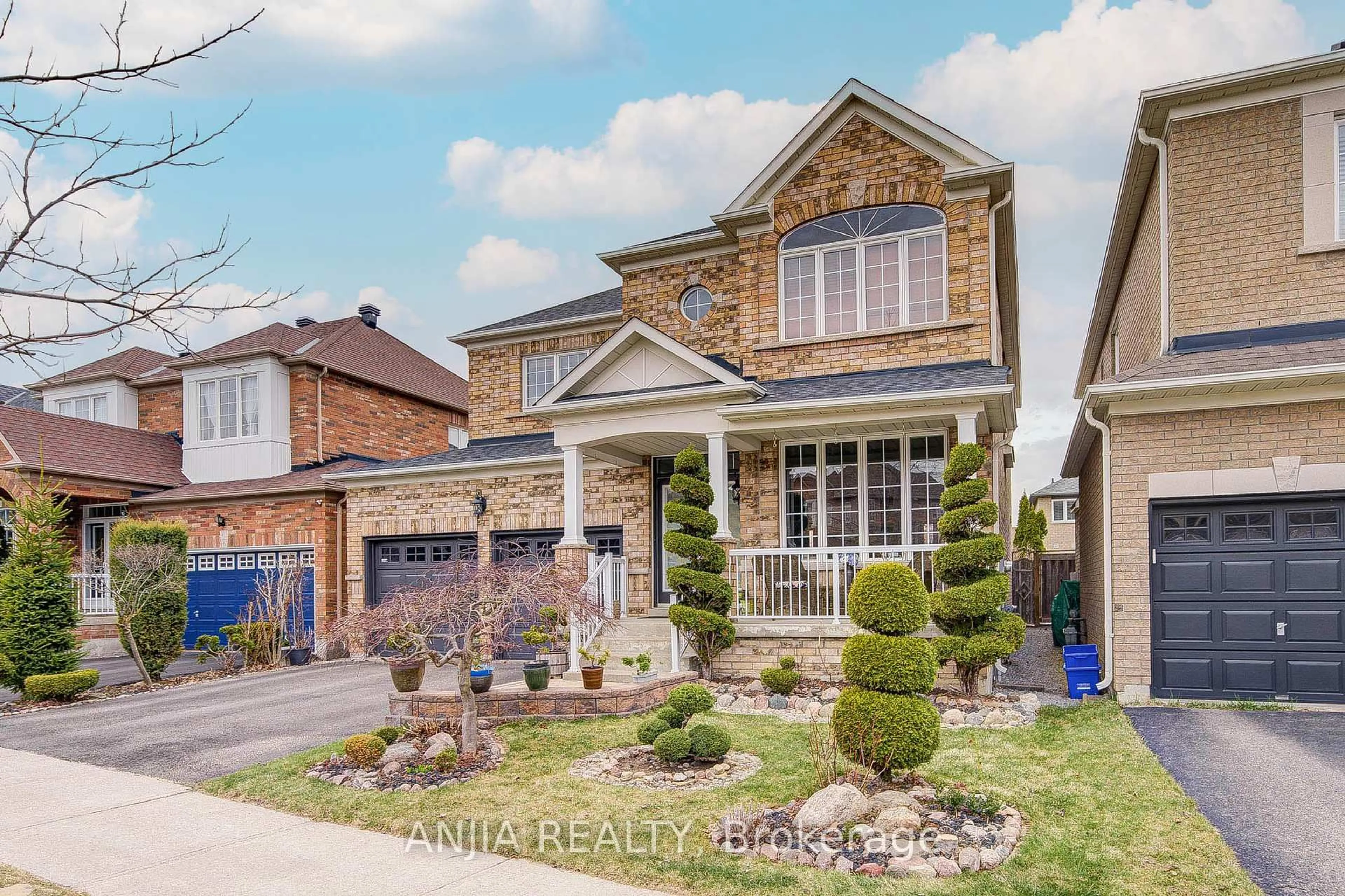 Home with brick exterior material, street for 6 Linsmary Crt, Markham Ontario L6E 1L2