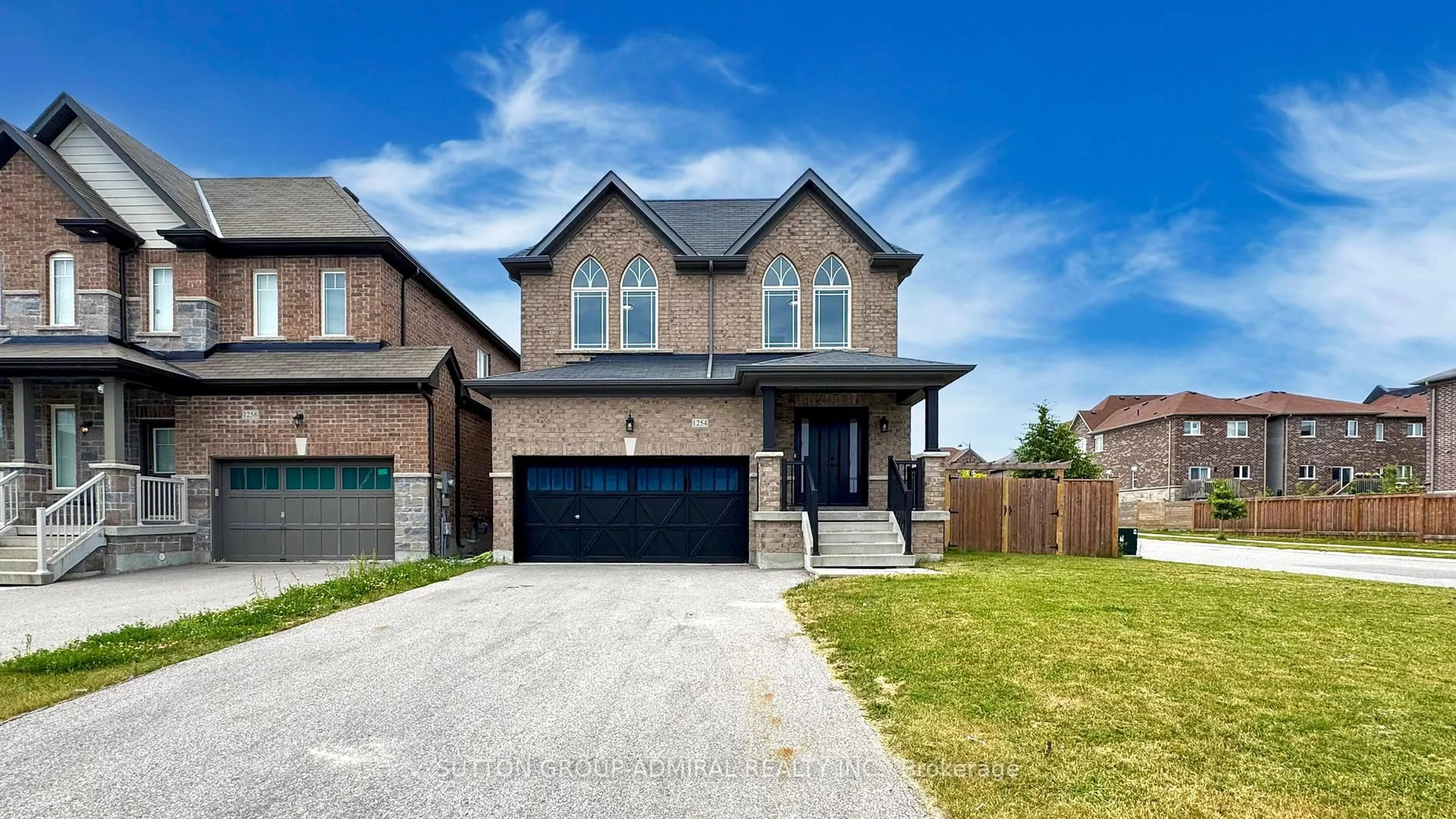 Home with brick exterior material, street for 1254 Harrington St, Innisfil Ontario L0L 1W0