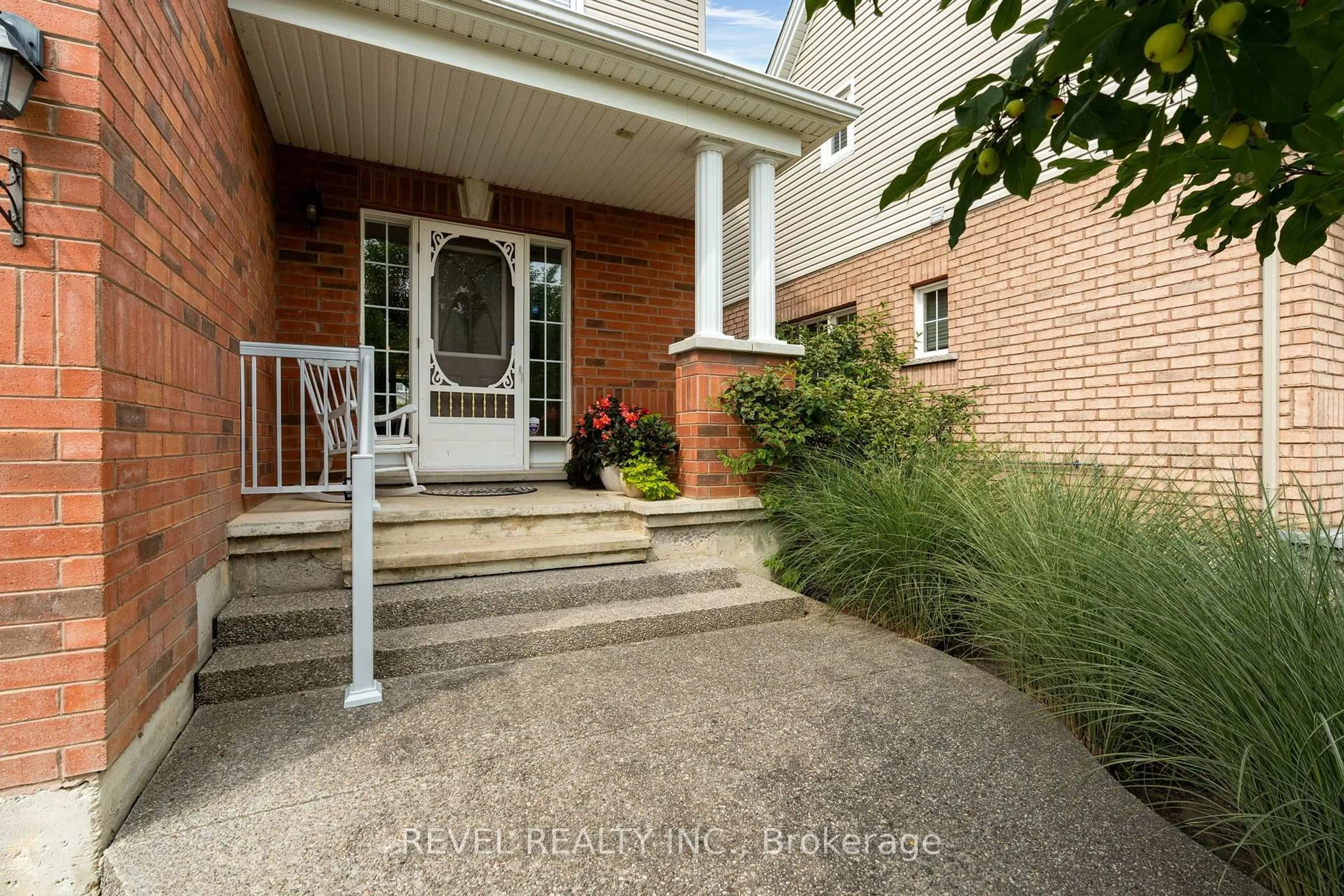 Unknown for 1058 Muriel St, Innisfil Ontario L9S 4W7