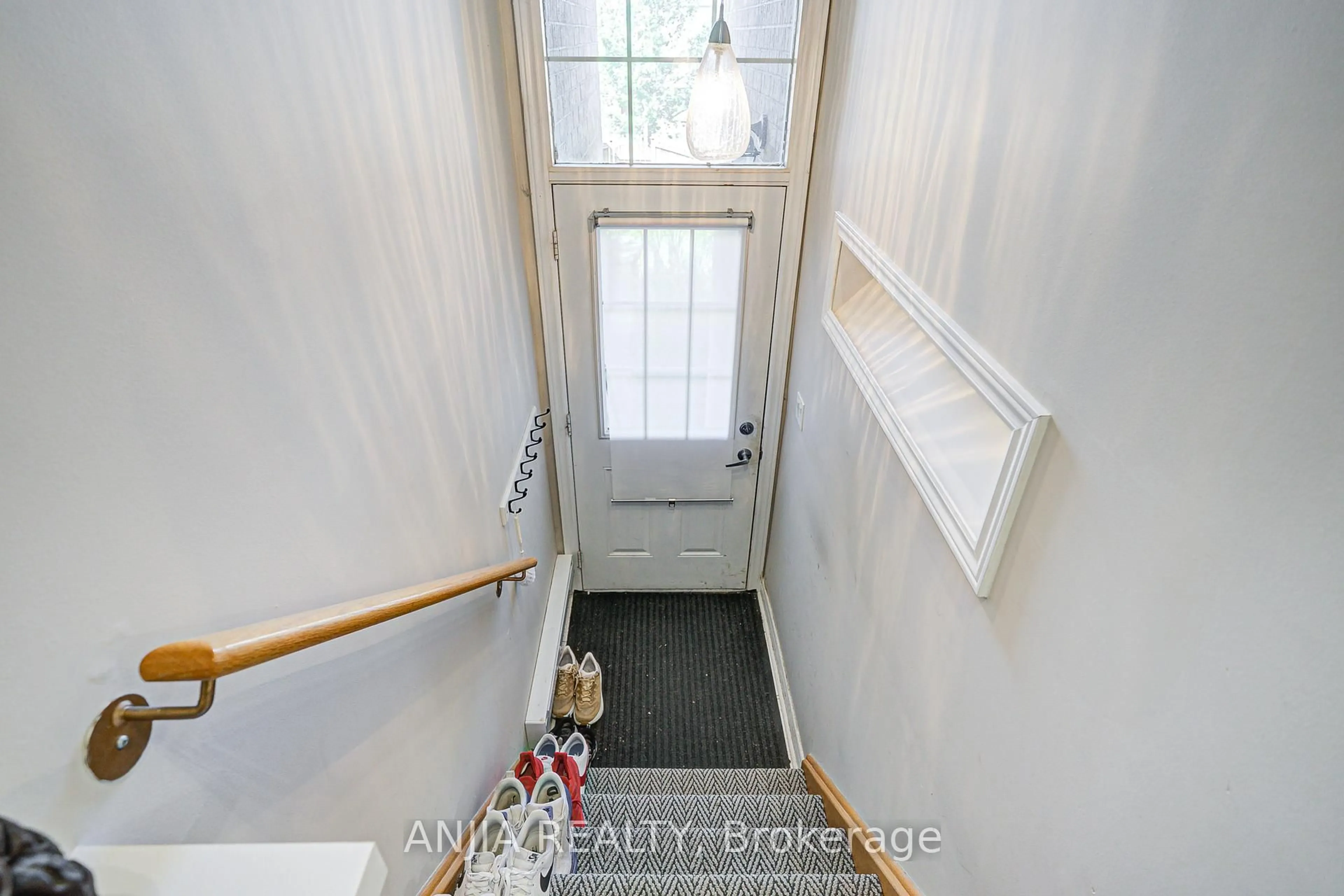 Unknown for 30 Greensborough Village Circ #22, Markham Ontario L6E 1Z1