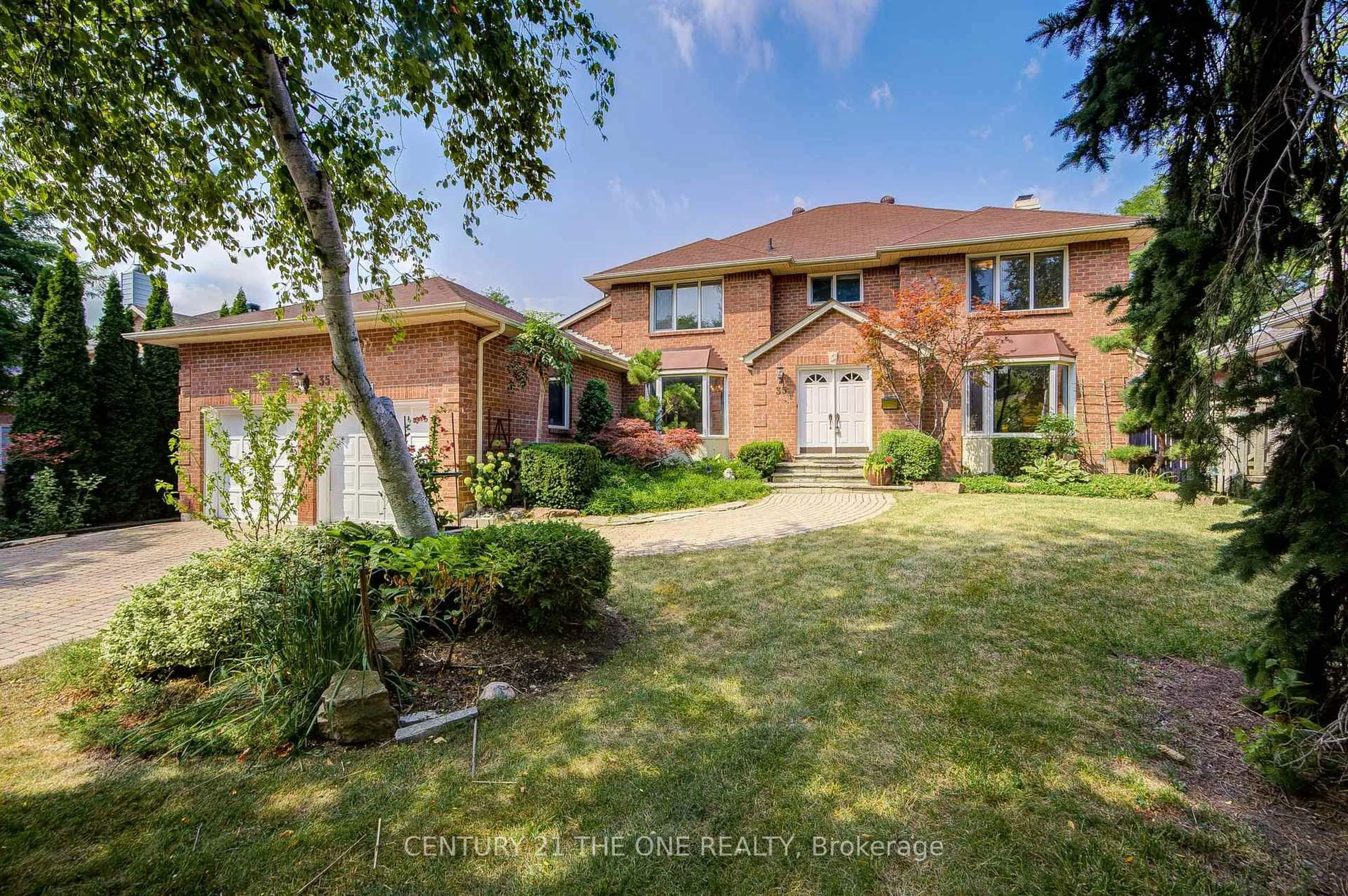 Home with brick exterior material, street for 35 Ambleside Cres, Markham Ontario L3R 7T2