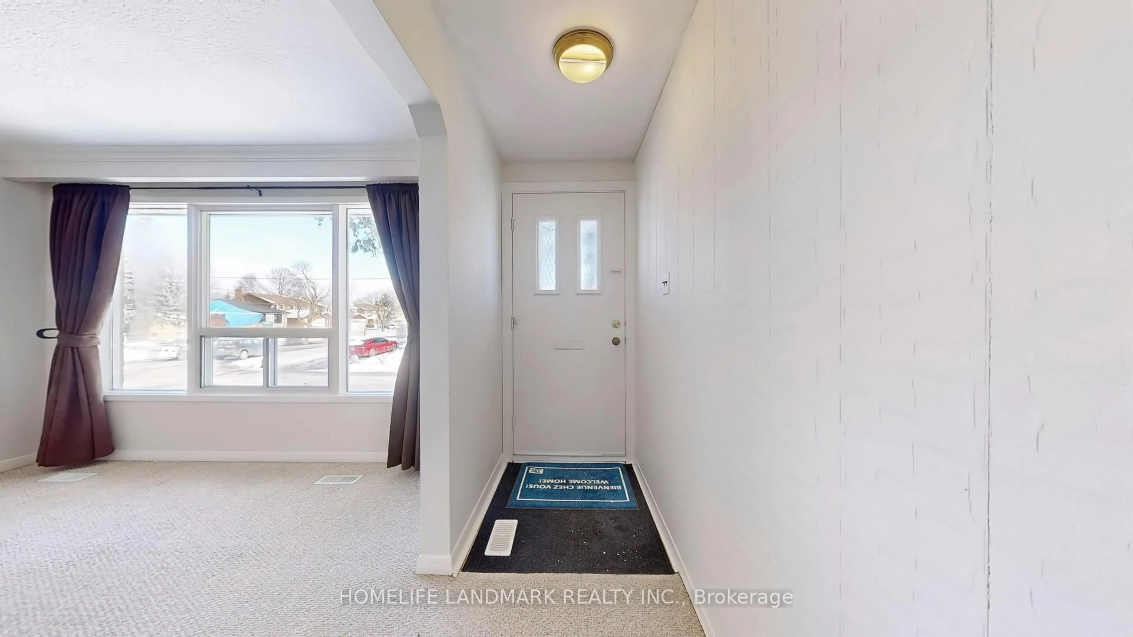 Indoor entryway for 424 Bonita Cres, Richmond Hill Ontario L4C 3N1
