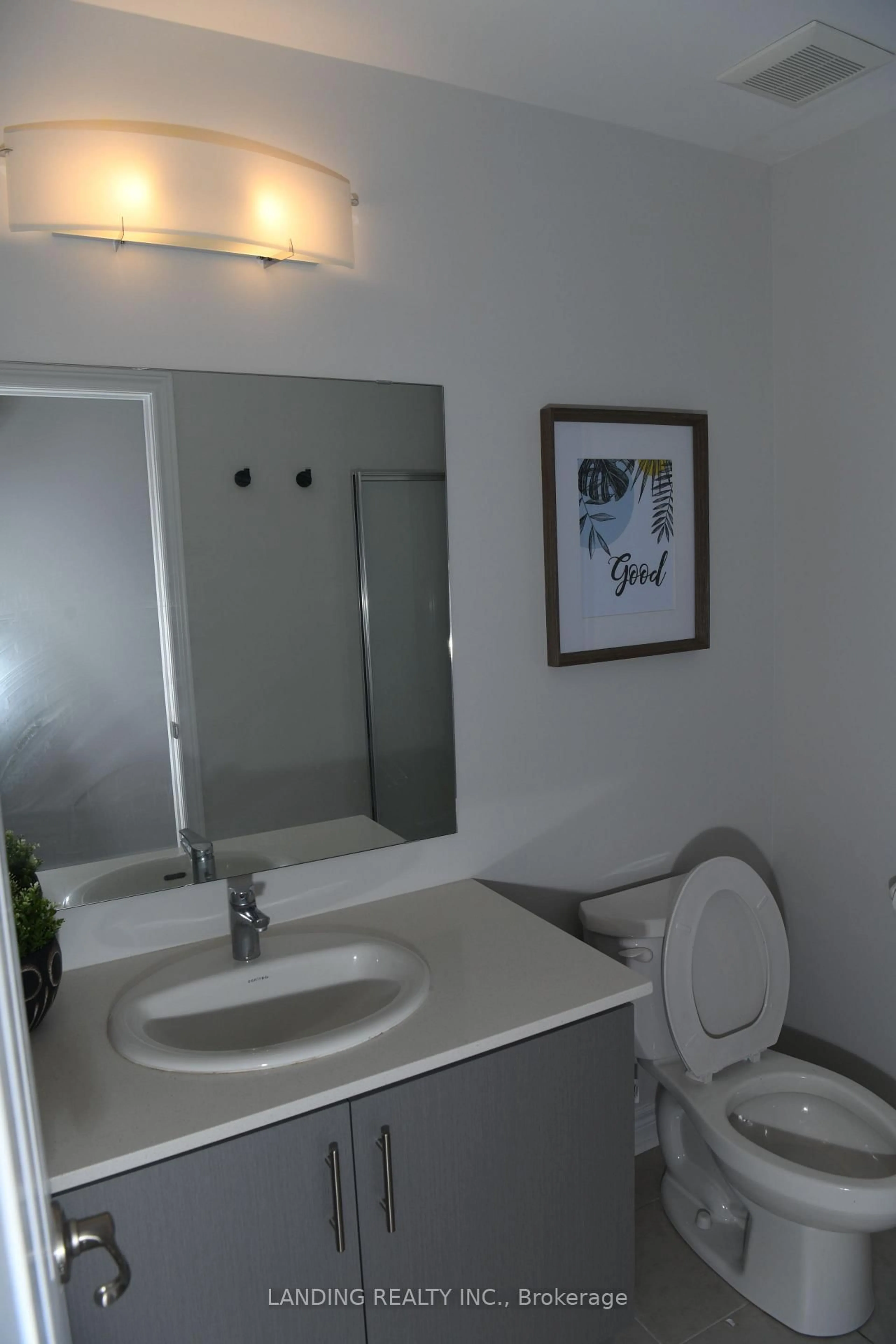 Standard bathroom, unknown for 112 Robert Eaton Avenue Ave, Markham Ontario L3S 0G1