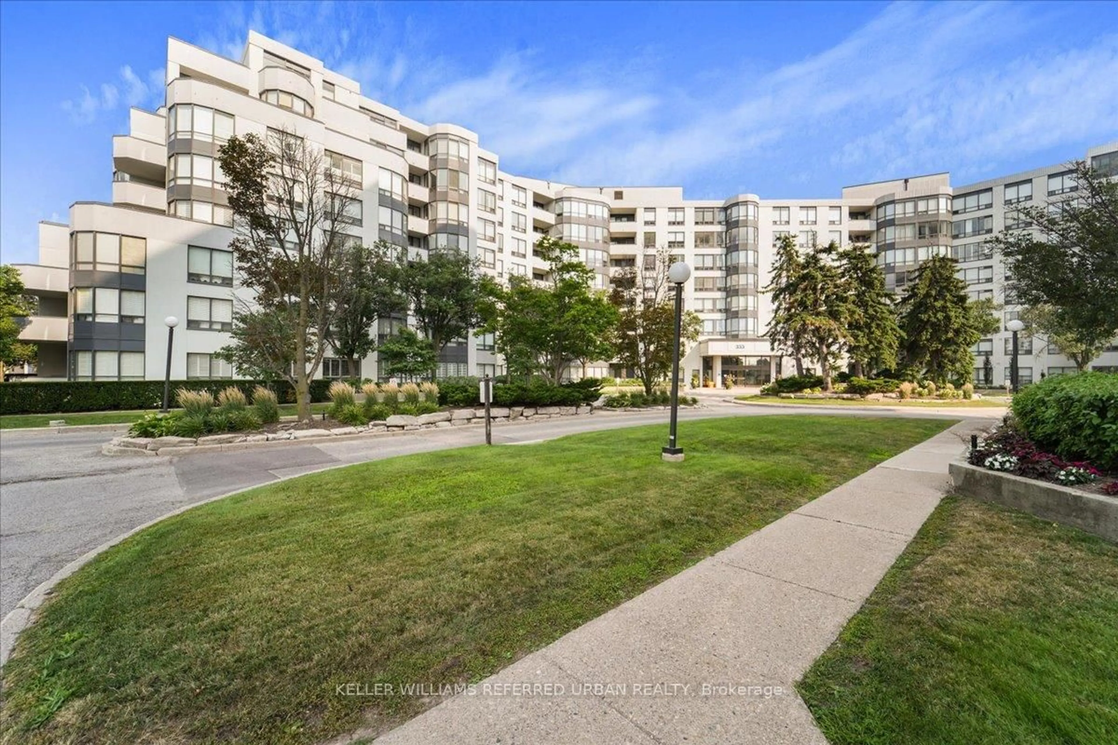 A pic from outside/outdoor area/front of a property/back of a property/a pic from drone, unknown for 333 Clark Ave #504, Vaughan Ontario L4J 7K4