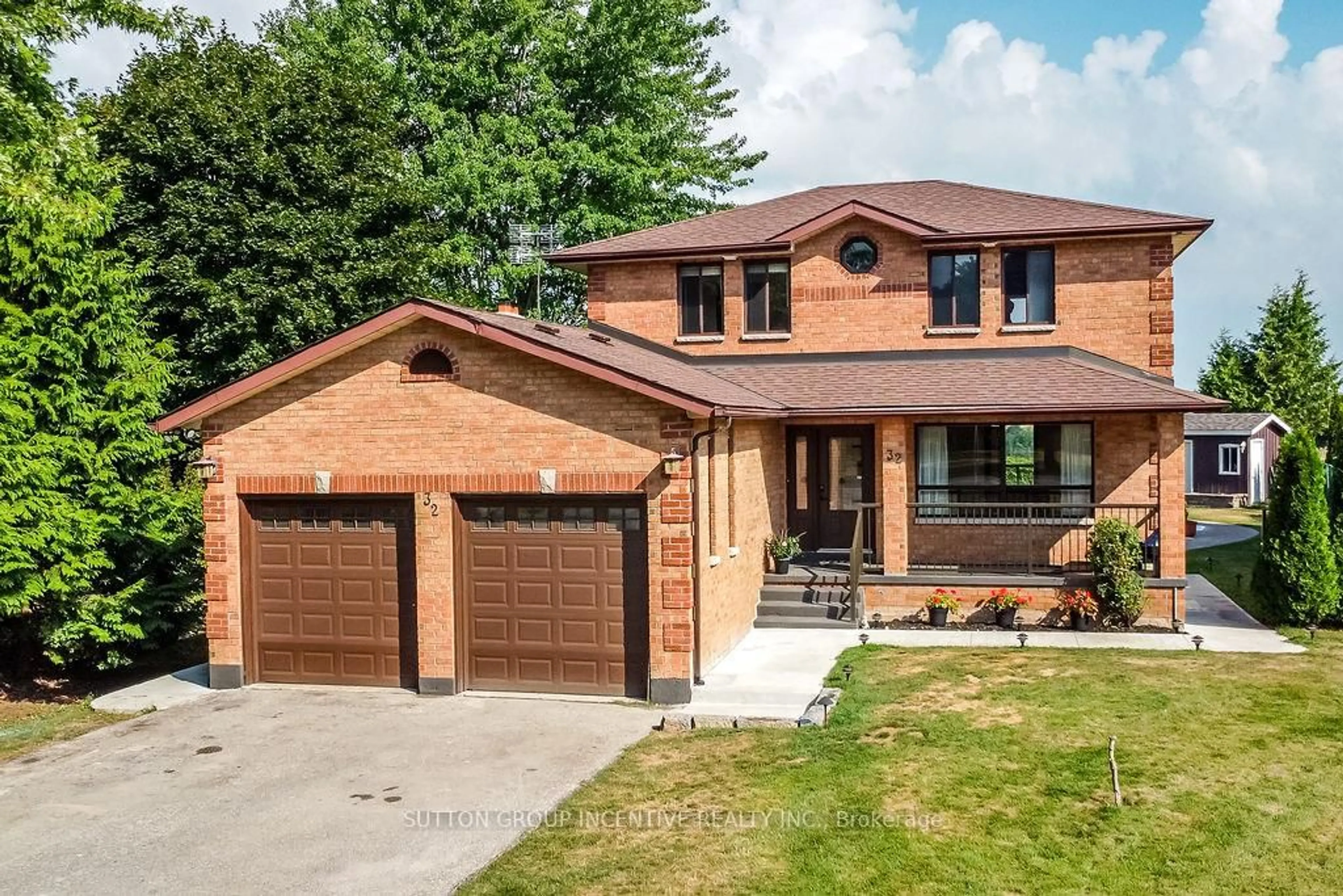 Home with brick exterior material, street for 32 Church St, Innisfil Ontario L0L 1L0