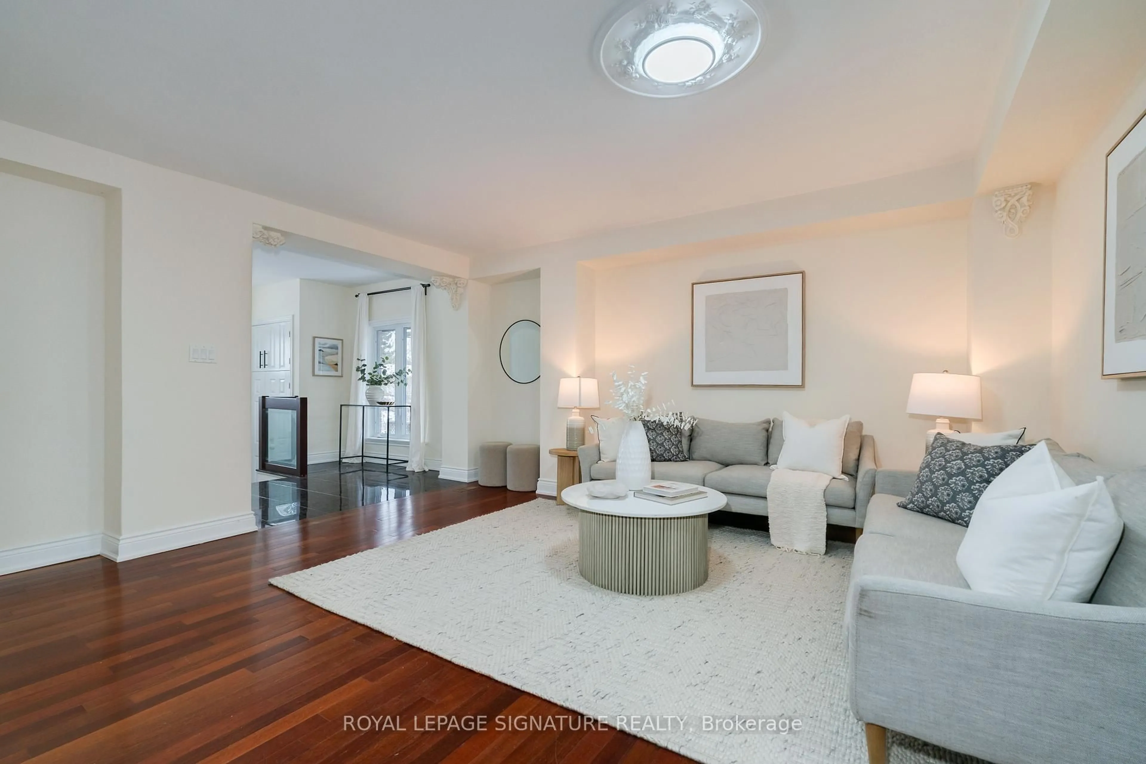 Living room with furniture, unknown for 339 Elmwood Ave, Richmond Hill Ontario L4C 1L7