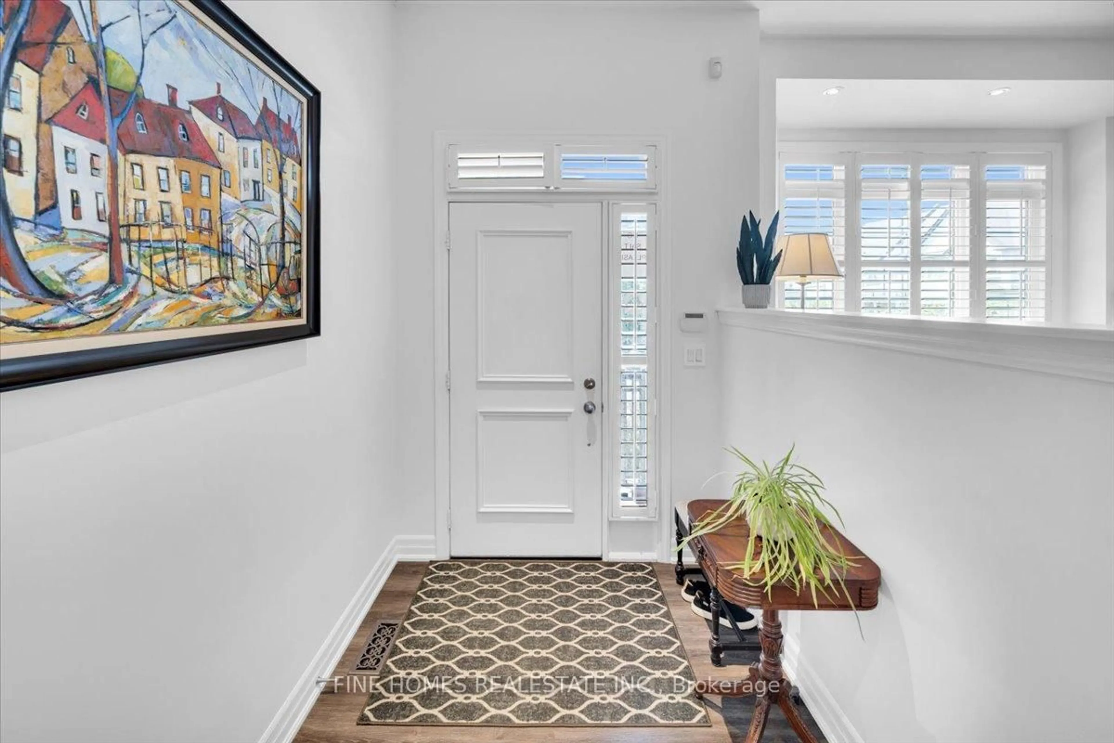 Indoor entryway for 80 North Park Rd #6, Vaughan Ontario L4J 0G8