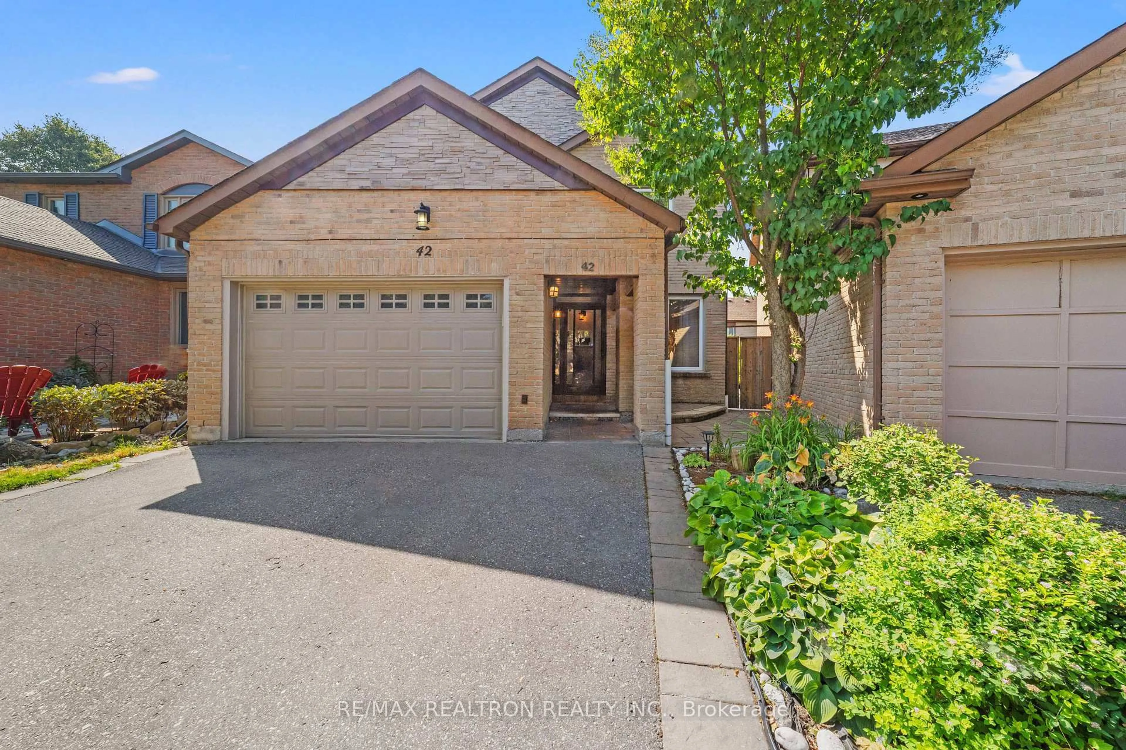 Unknown for 42 Peter Andrew Cres, Vaughan Ontario L4J 2V5