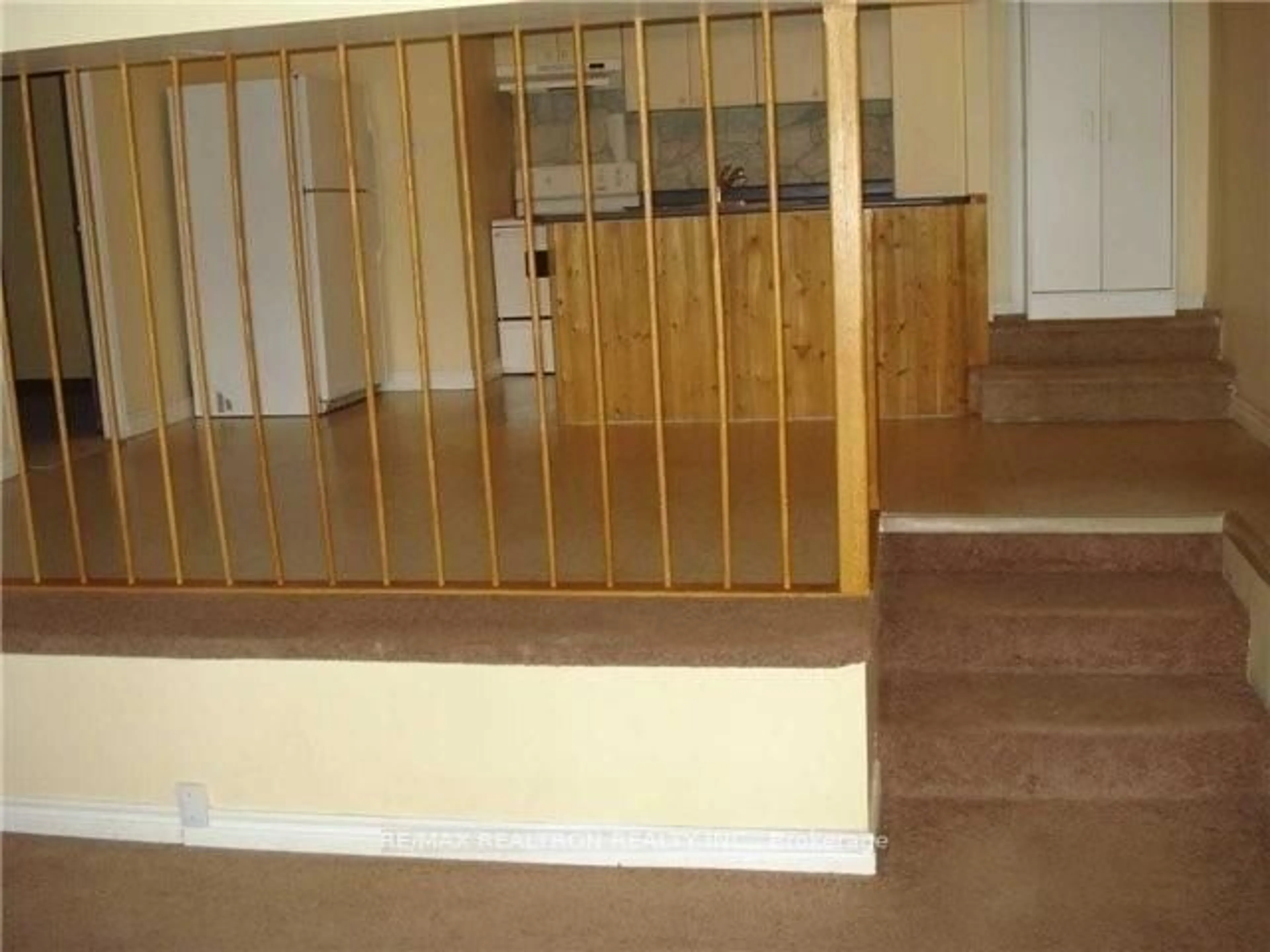Unknown for 110 Glenwoods Ave, Georgina Ontario L4P 3E9