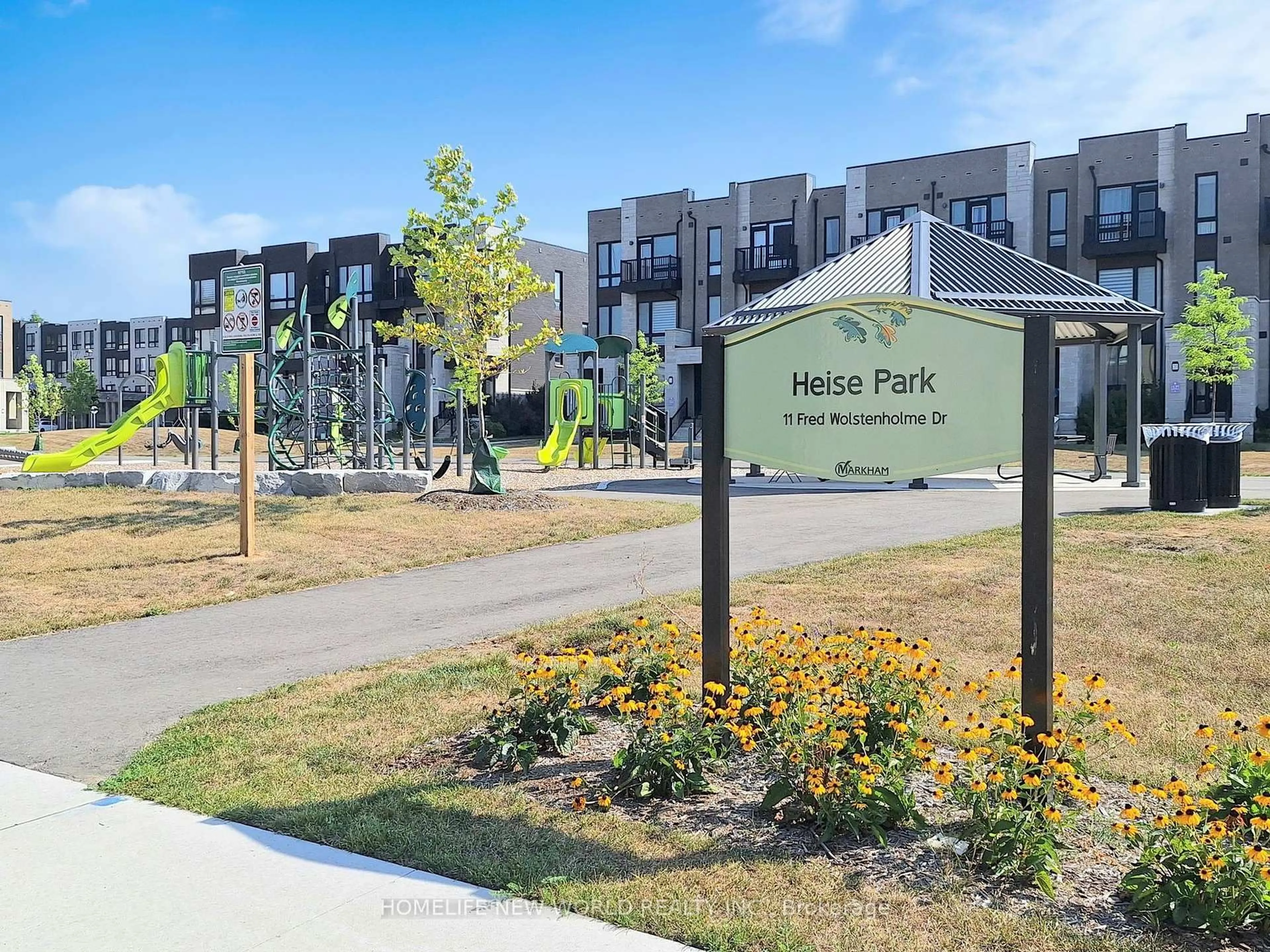 Patio, street for 5 Hammersmith Lane, Markham Ontario L6C 0Z5