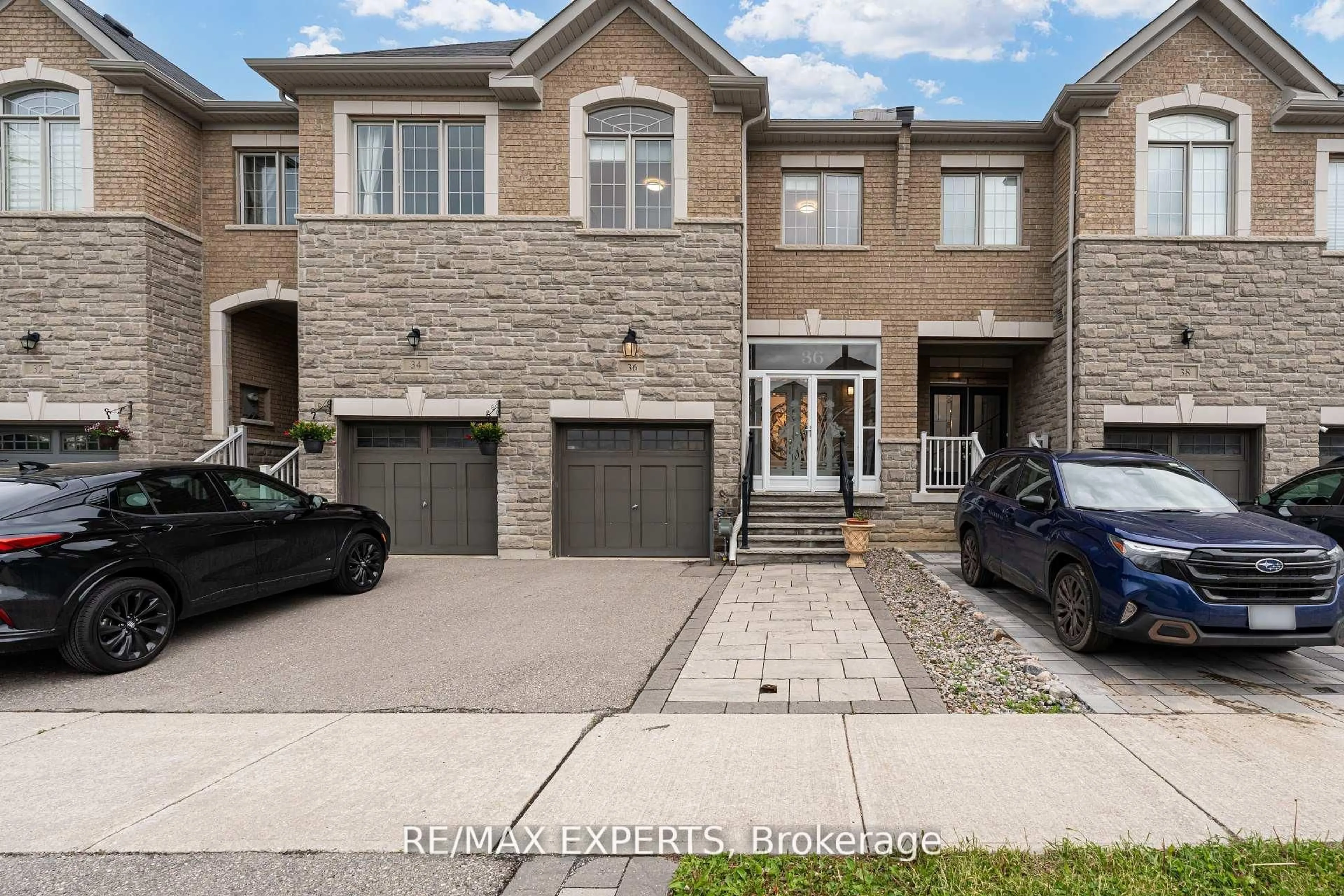 Home with brick exterior material, street for 36 Port Arthur Cres, Richmond Hill Ontario L4E 1B5
