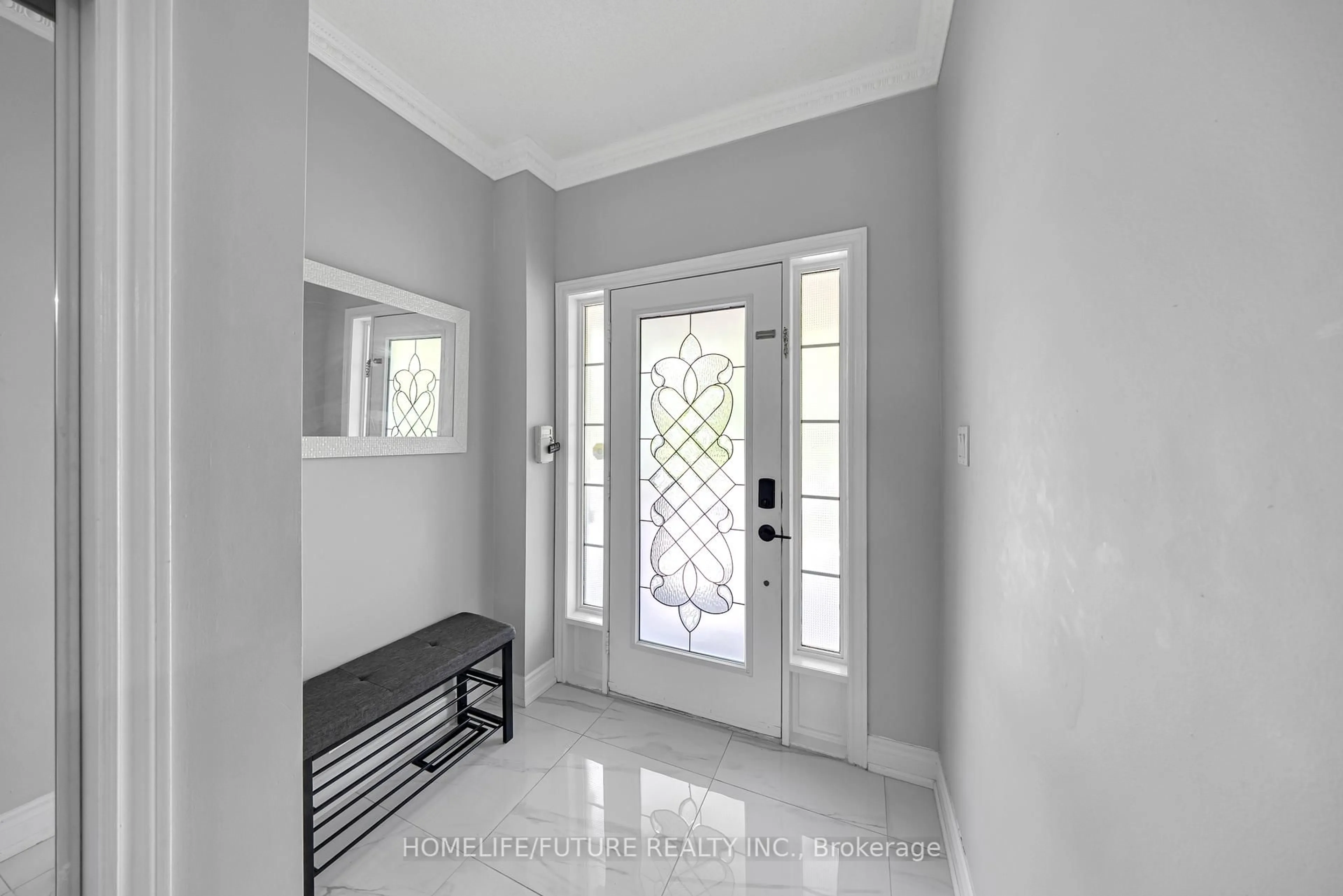 Indoor entryway for 45 Harry Blaylock Dr, Markham Ontario L6E 2H1