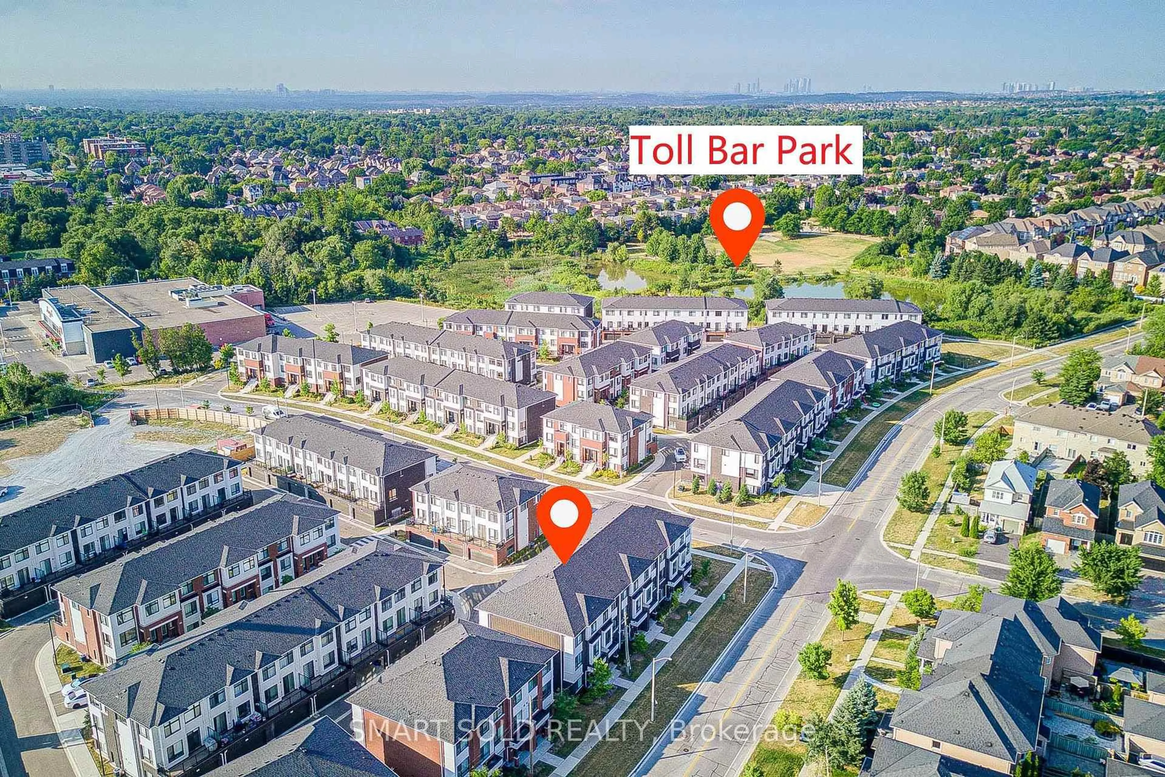 A pic from outside/outdoor area/front of a property/back of a property/a pic from drone, city buildings view from balcony for 12 James Noble Lane, Richmond Hill Ontario L4C 5S7