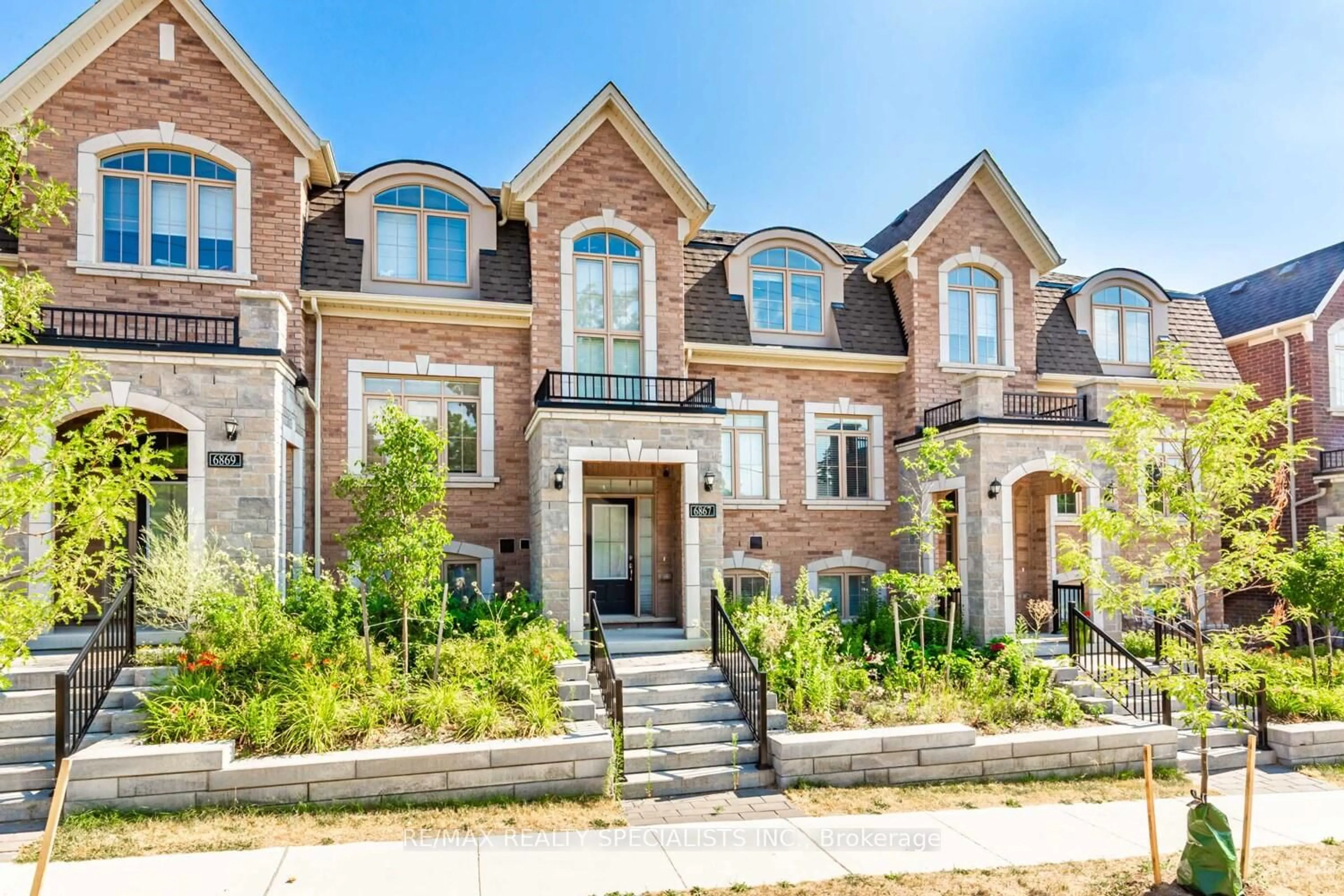 Home with brick exterior material, street for 6867 14th Ave, Markham Ontario L6B 0M4