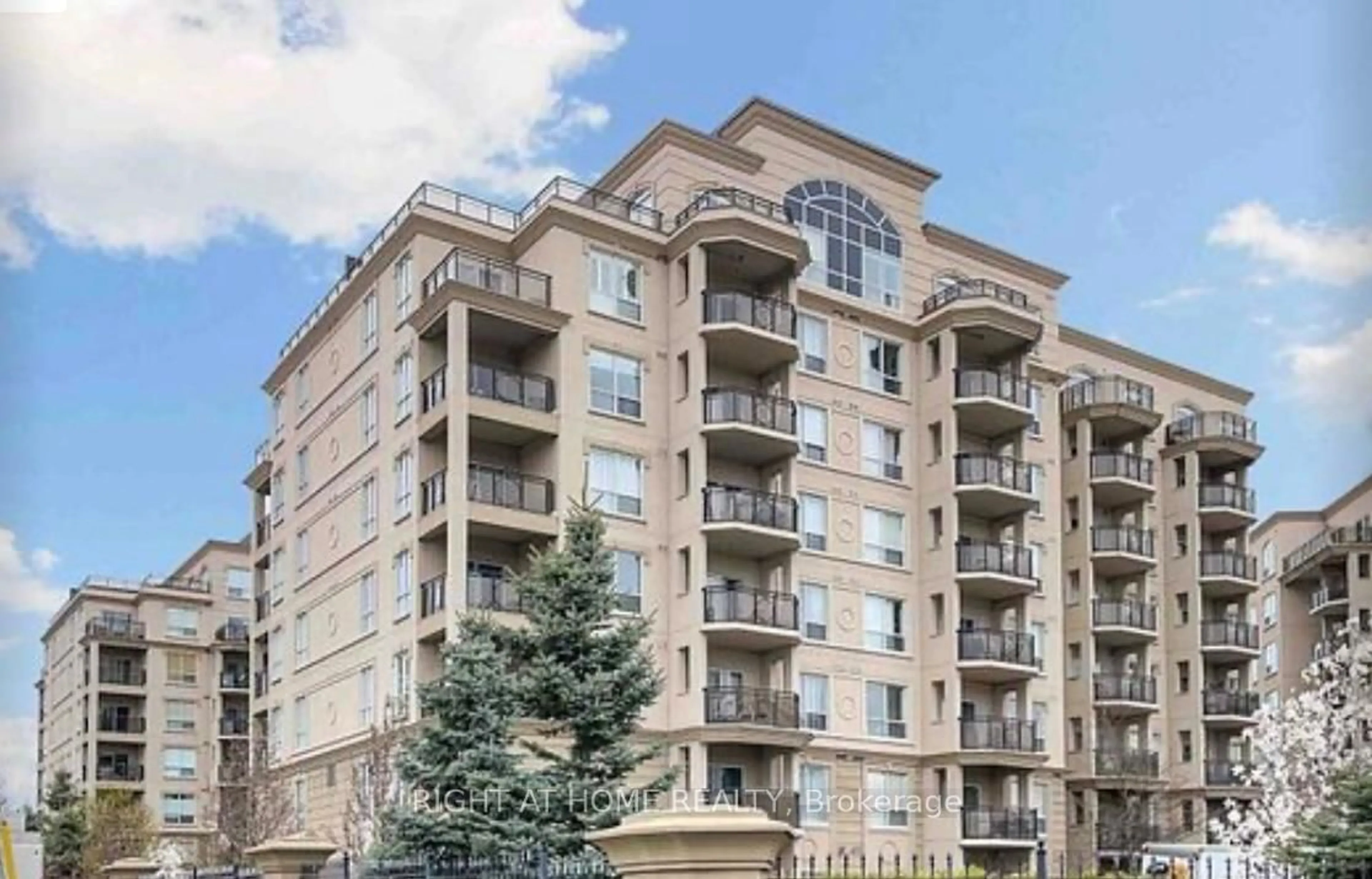 Unknown for 8 Maison Parc Crt #118, Vaughan Ontario L4J 9K5