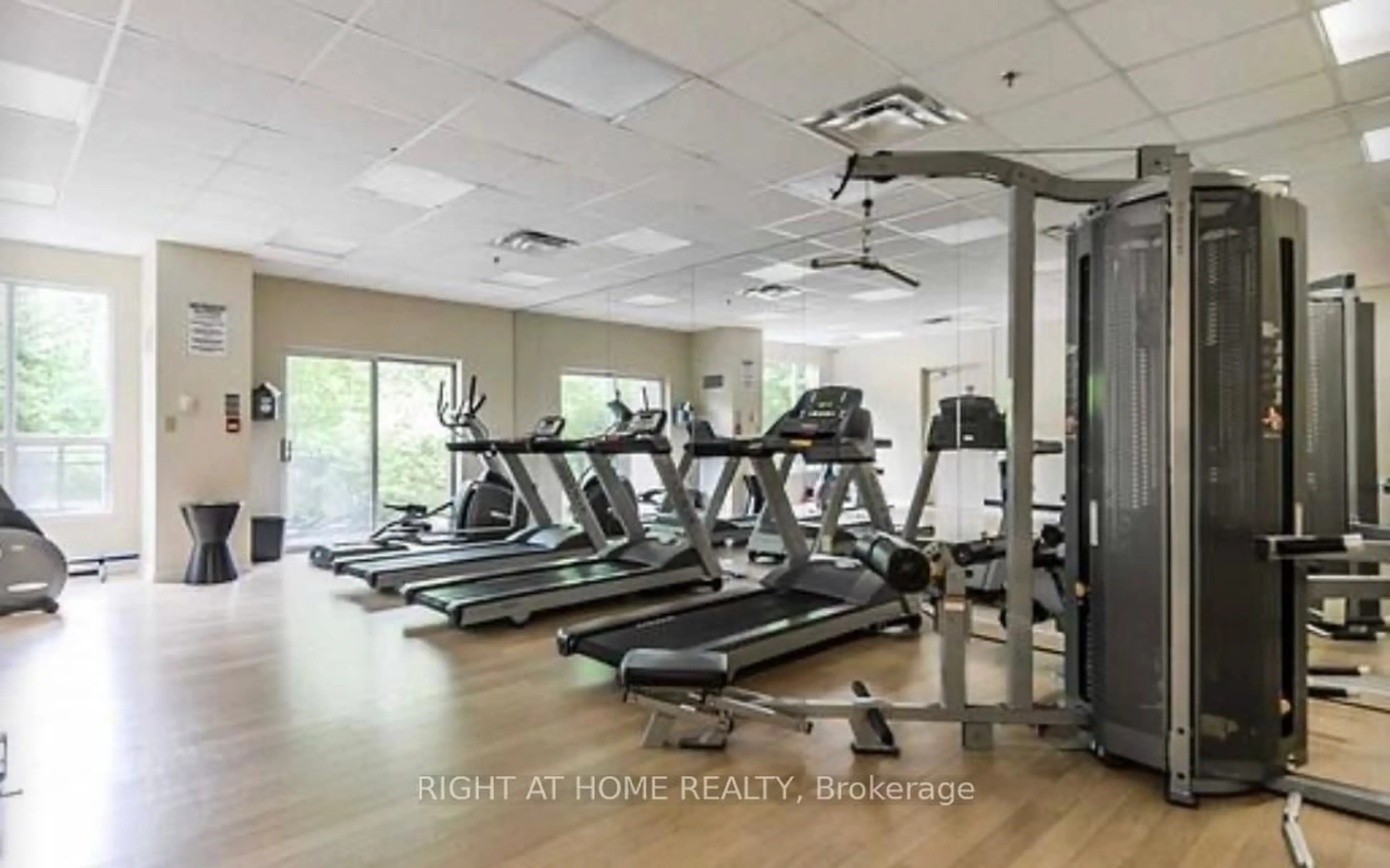 Gym or fitness room for 8 Maison Parc Crt #118, Vaughan Ontario L4J 9K5
