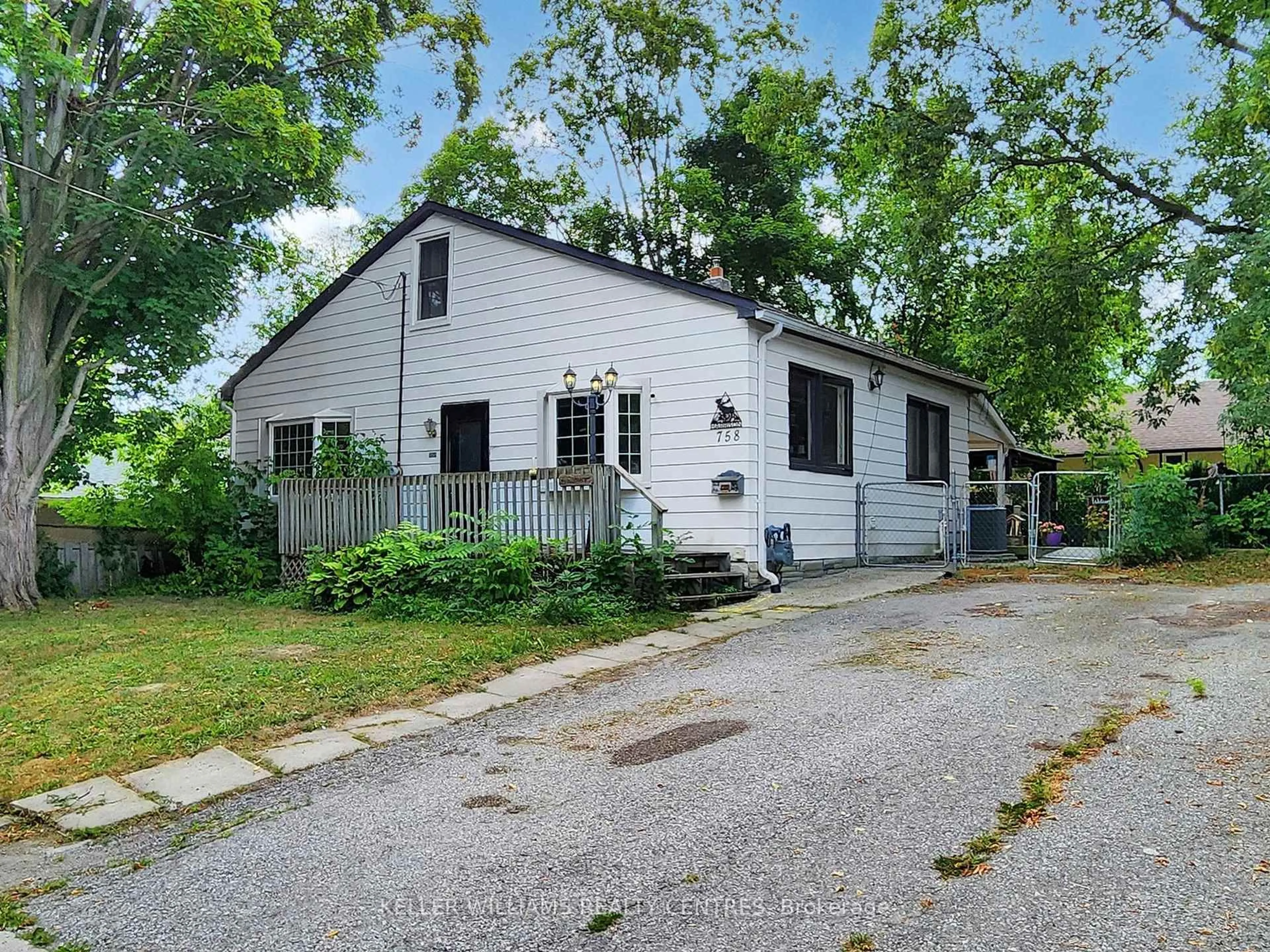 Unknown for 758 Srigley St, Newmarket Ontario L3Y 1X5