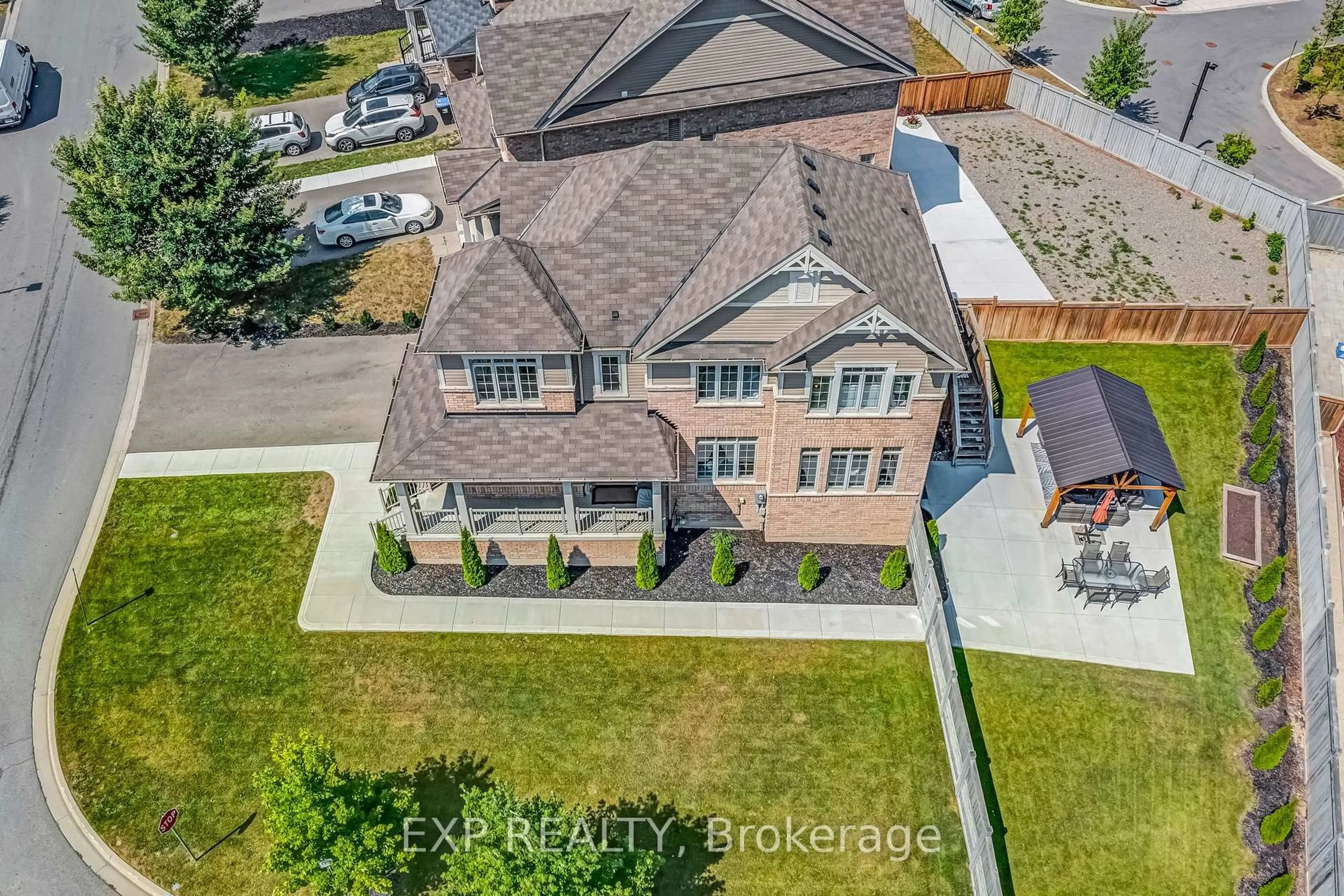 A pic from outside/outdoor area/front of a property/back of a property/a pic from drone, street for 10 Stych St, New Tecumseth Ontario L0G 1W0