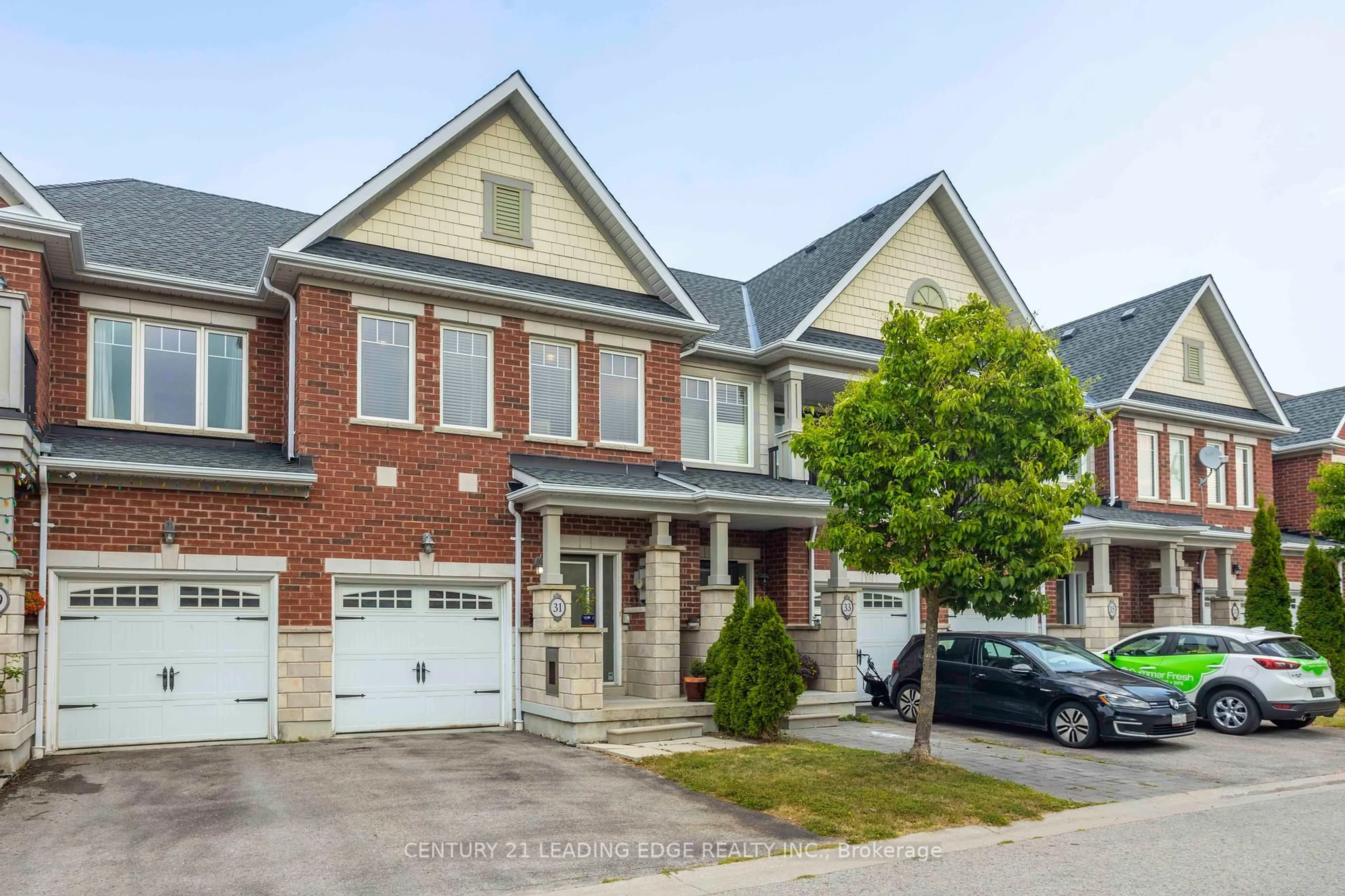 Home with brick exterior material, street for 31 NW Passage, Whitchurch-Stouffville Ontario L4A 0T2