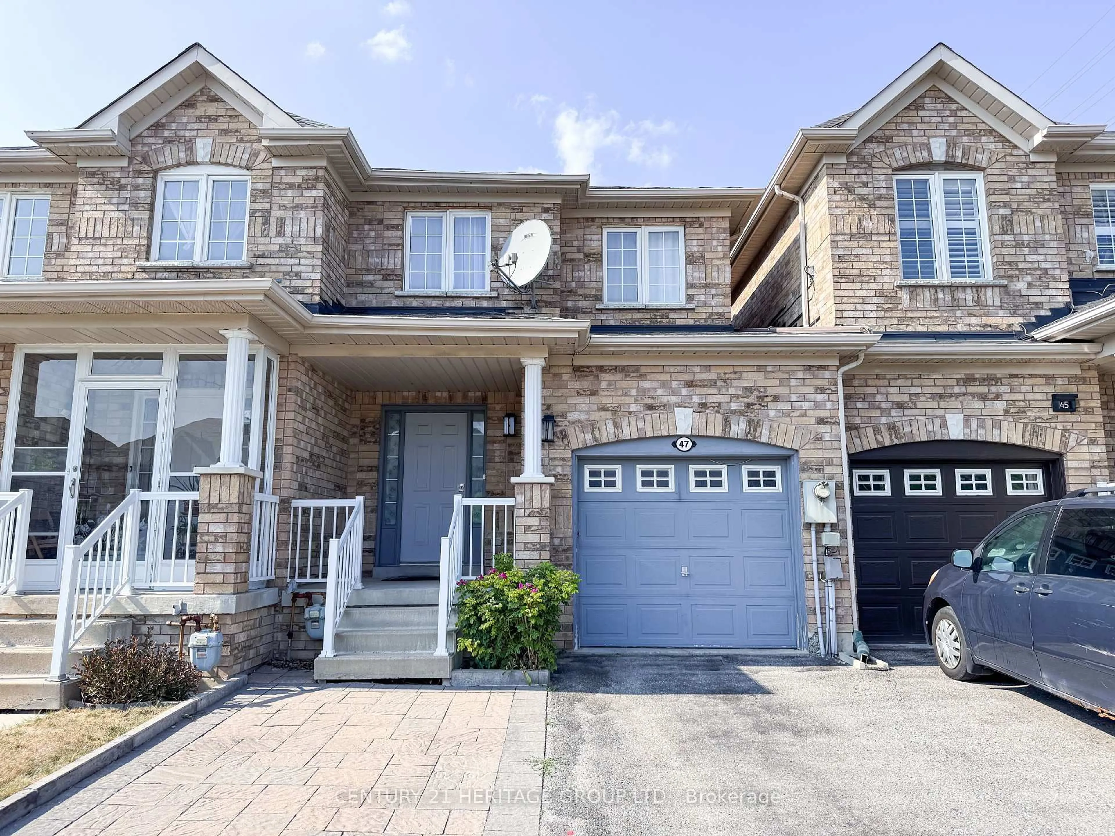 Home with brick exterior material, street for 47 Christephen Cres, Richmond Hill Ontario L4S 2S6