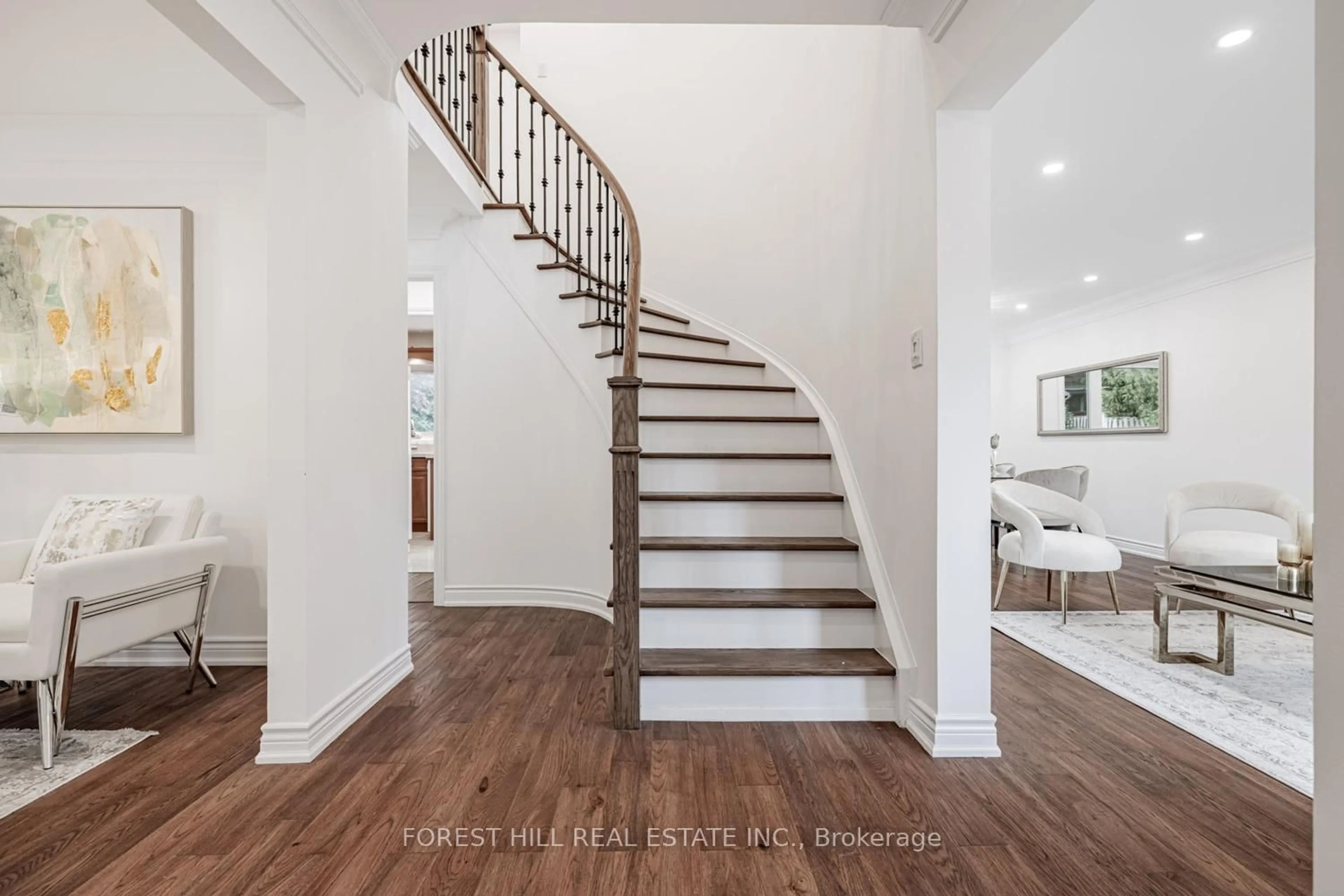 Stairs for 19 Eleanor Circ, Richmond Hill Ontario L4C 6K6
