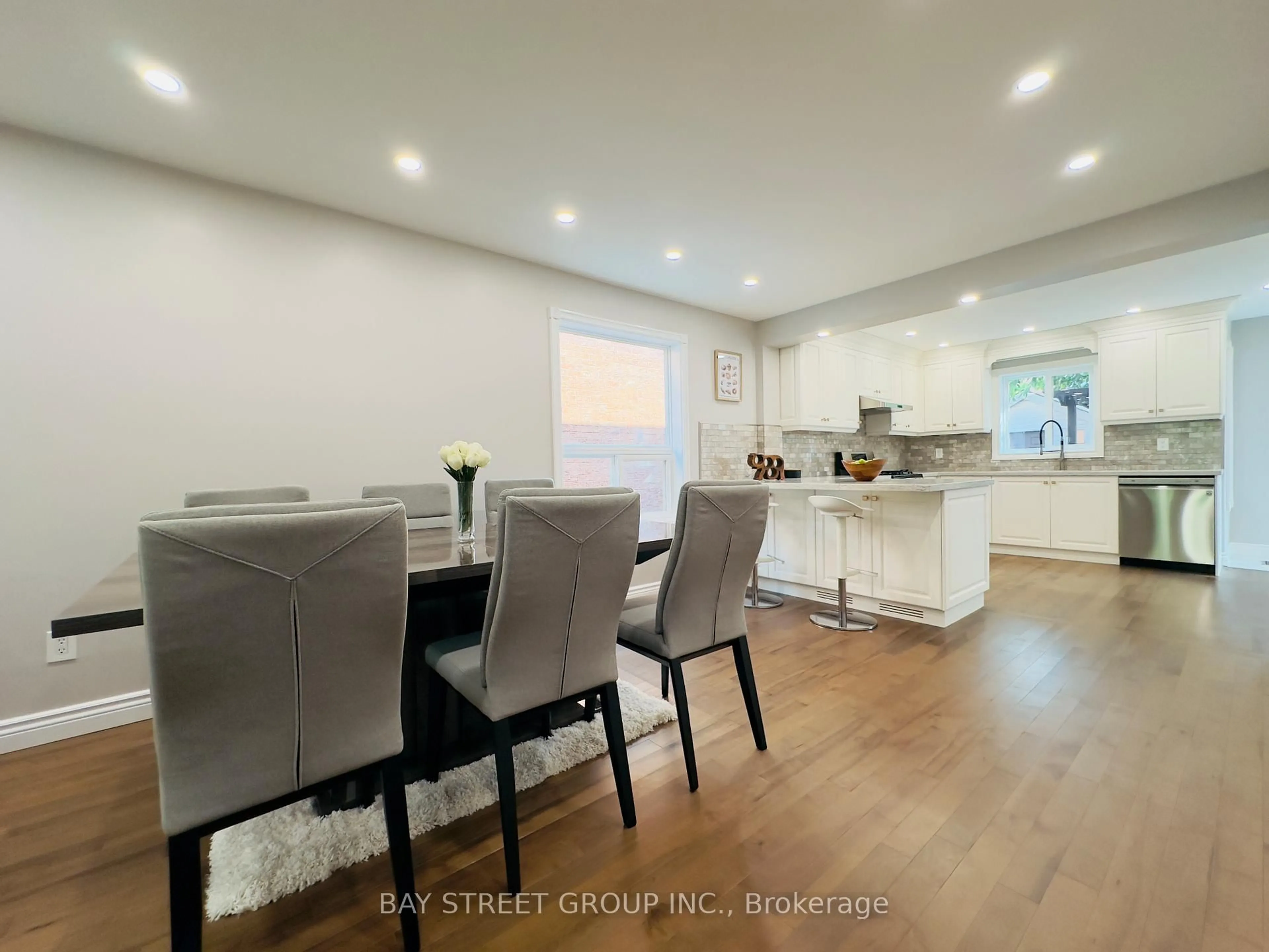 Unknown for 7 San Marko Pl, Vaughan Ontario L4L 7M6