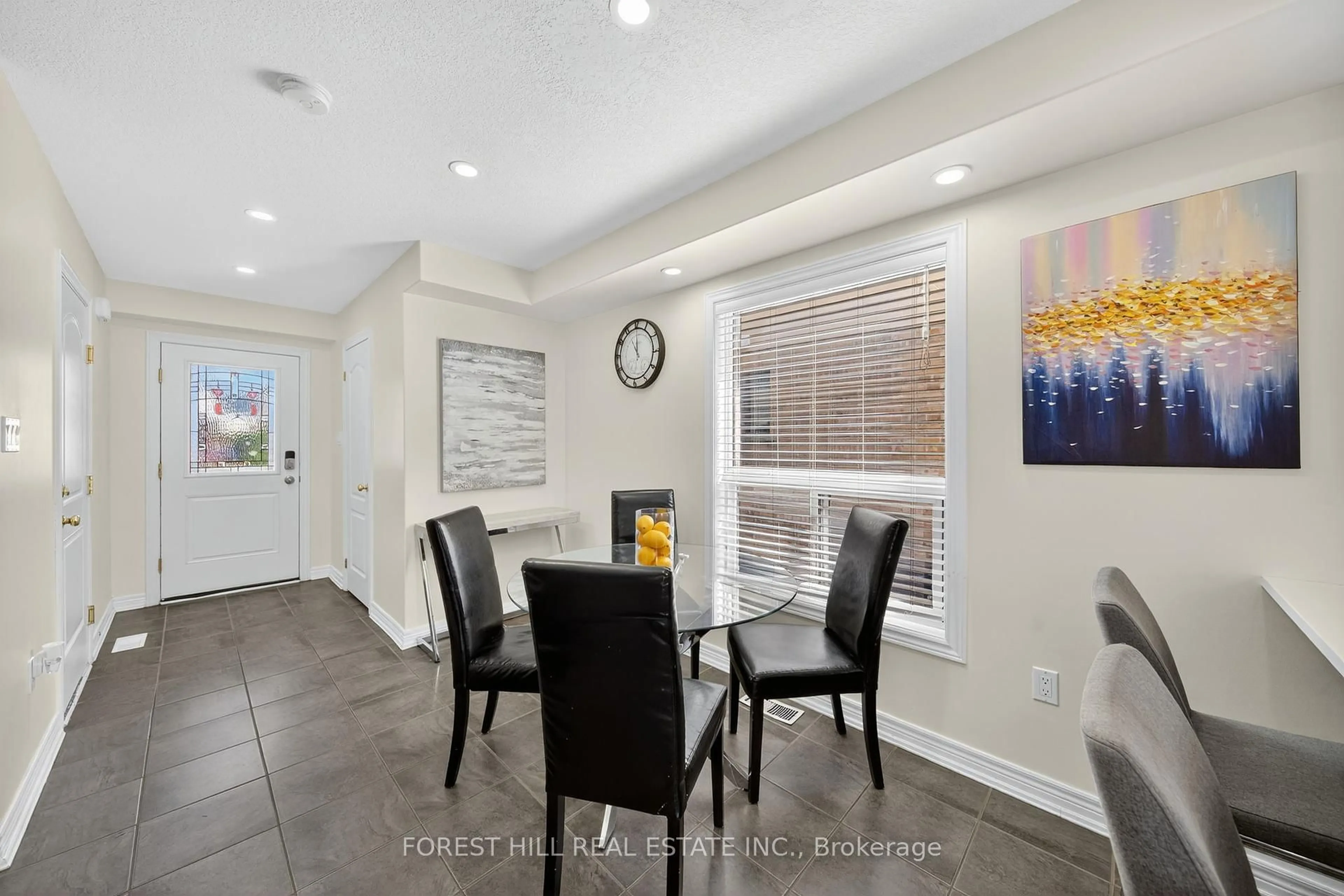 Dining room, ceramic/tile floor for 160 Banting Cres, Essa Ontario L0M 1B6