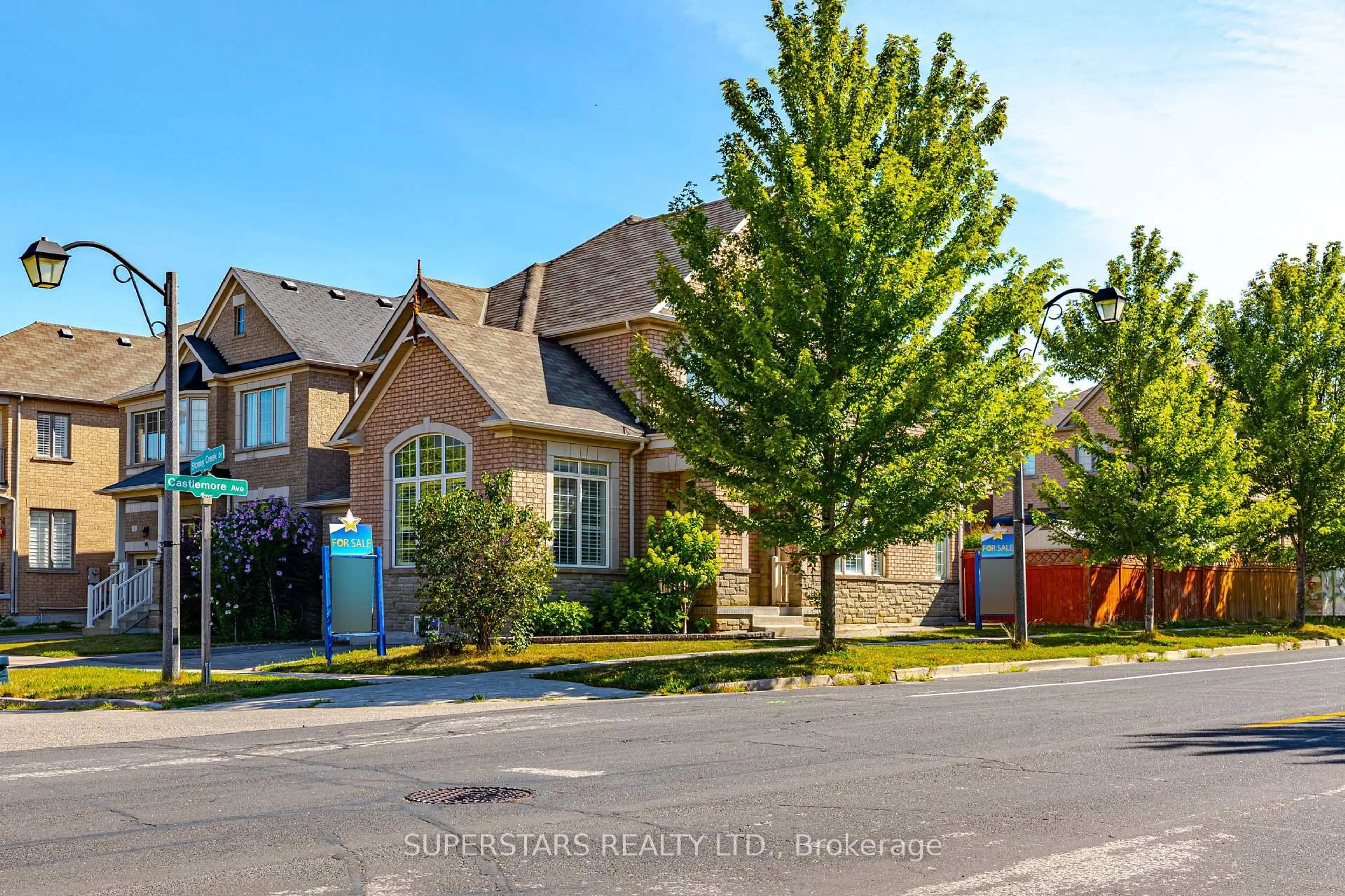 Home with brick exterior material, street for 1 Stoney Creek Dr, Markham Ontario L6E 0H3