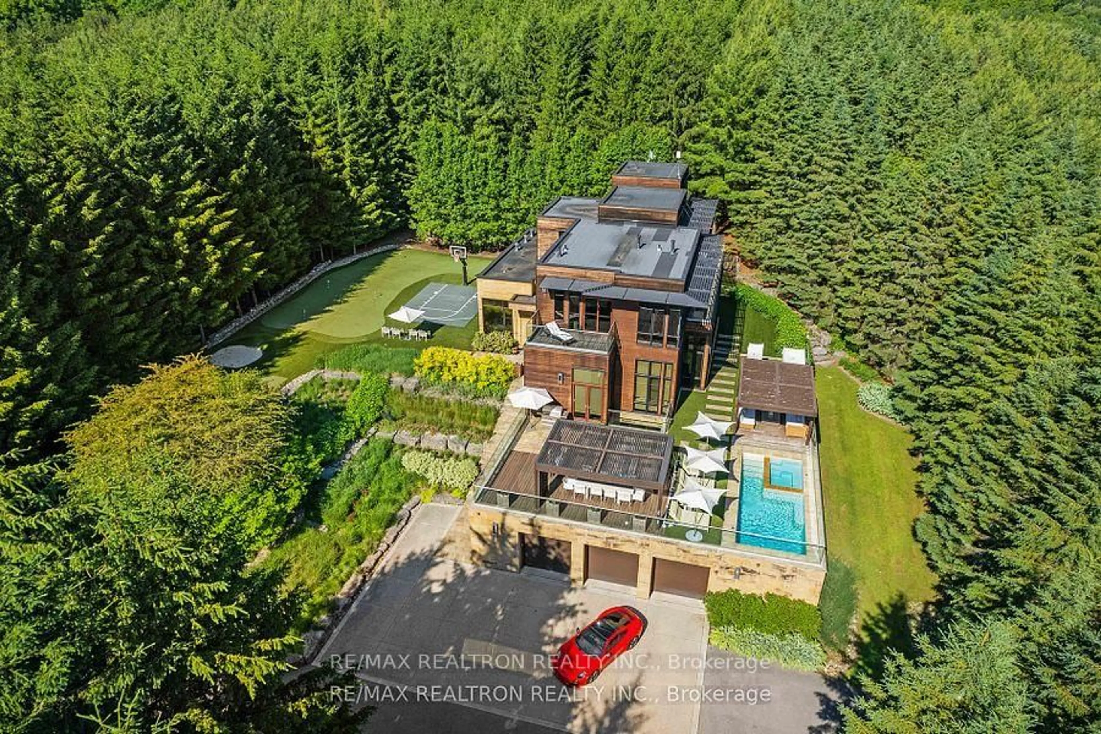 A pic from outside/outdoor area/front of a property/back of a property/a pic from drone, forest/trees view for 2501 Concession 3 Rd, Uxbridge Ontario L0C 1A0