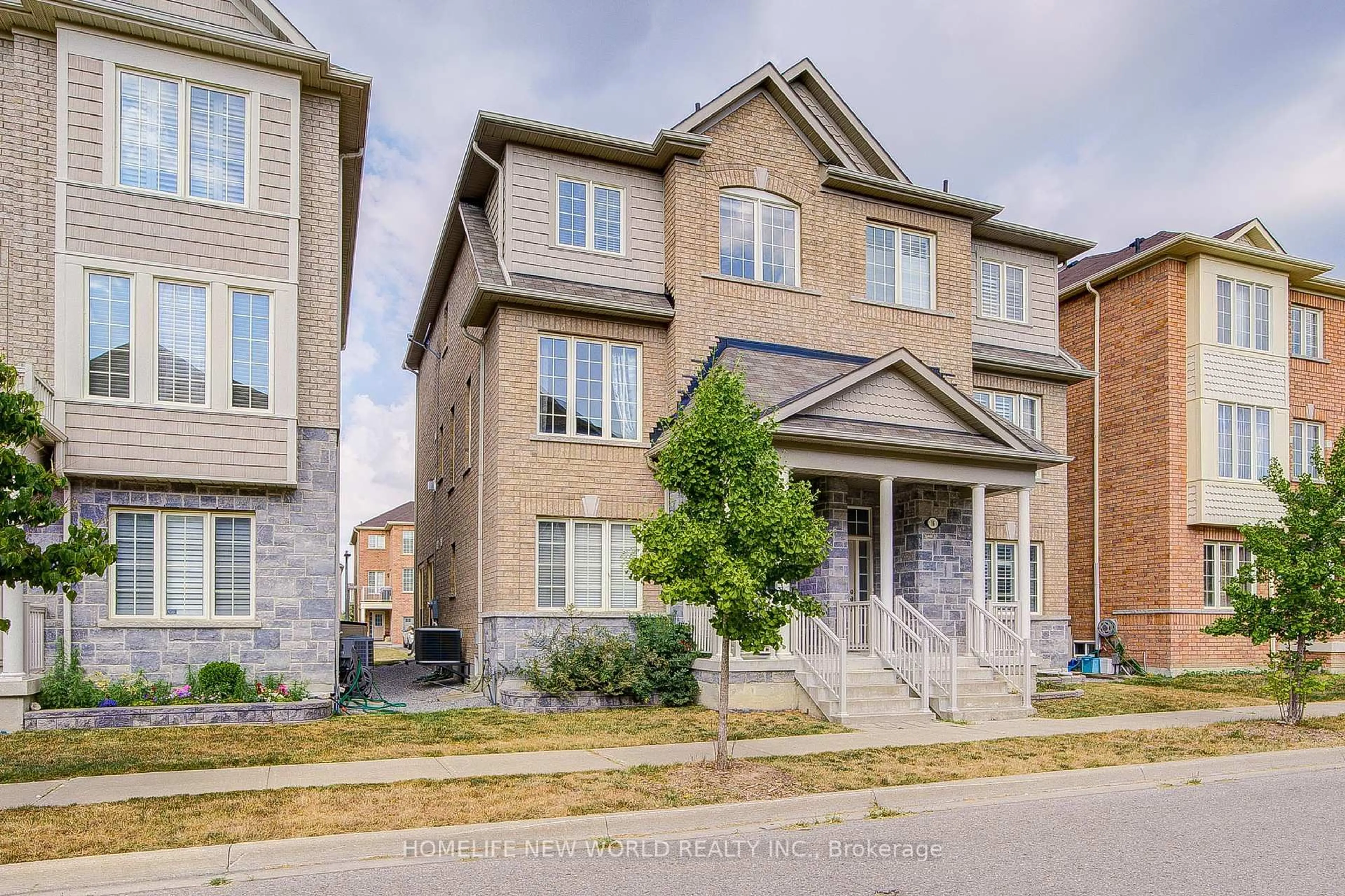Home with brick exterior material, street for 14 Highbury Crt, Markham Ontario L6B 1J7
